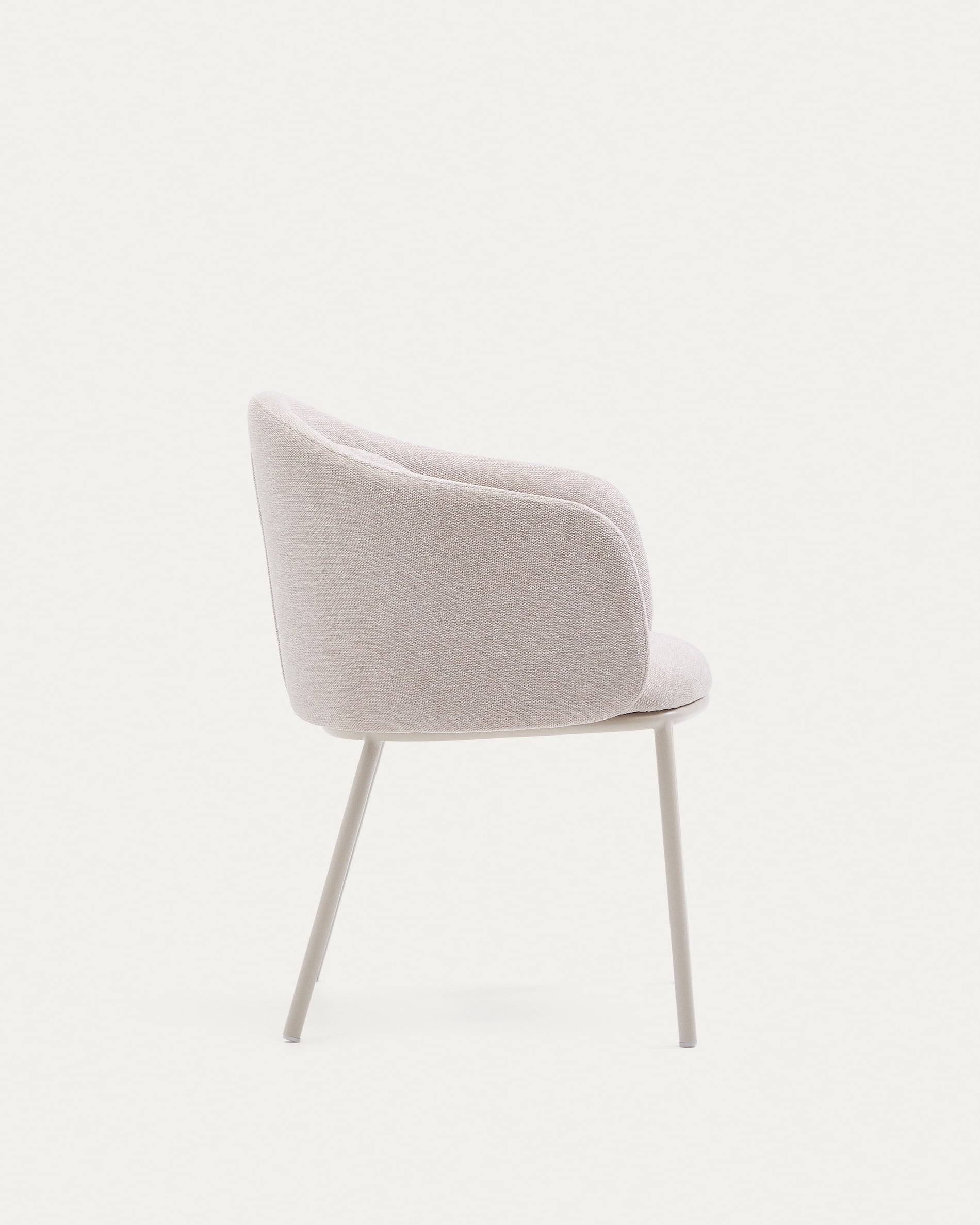 Eleganter Stuhl Minda in Beige mit stabilen Stahlbeinen, FSC-zertifiziert, perfekt für moderne und umweltbewusste Einrichtungen.