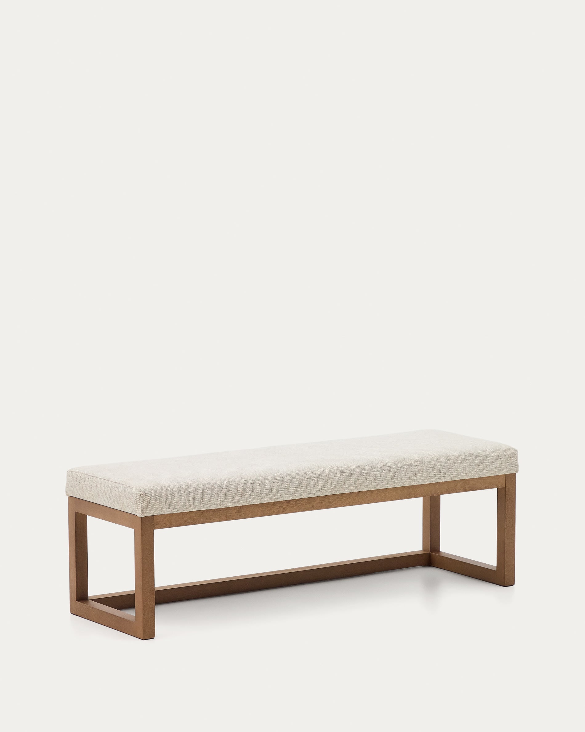 Bank Loya aus beiger Chenille und Buchenholz mit Nussbaum-Finish 128 cm in Beige, Braun präsentiert im Onlineshop von KAQTU Design AG. Sitzbank ist von Kave Home