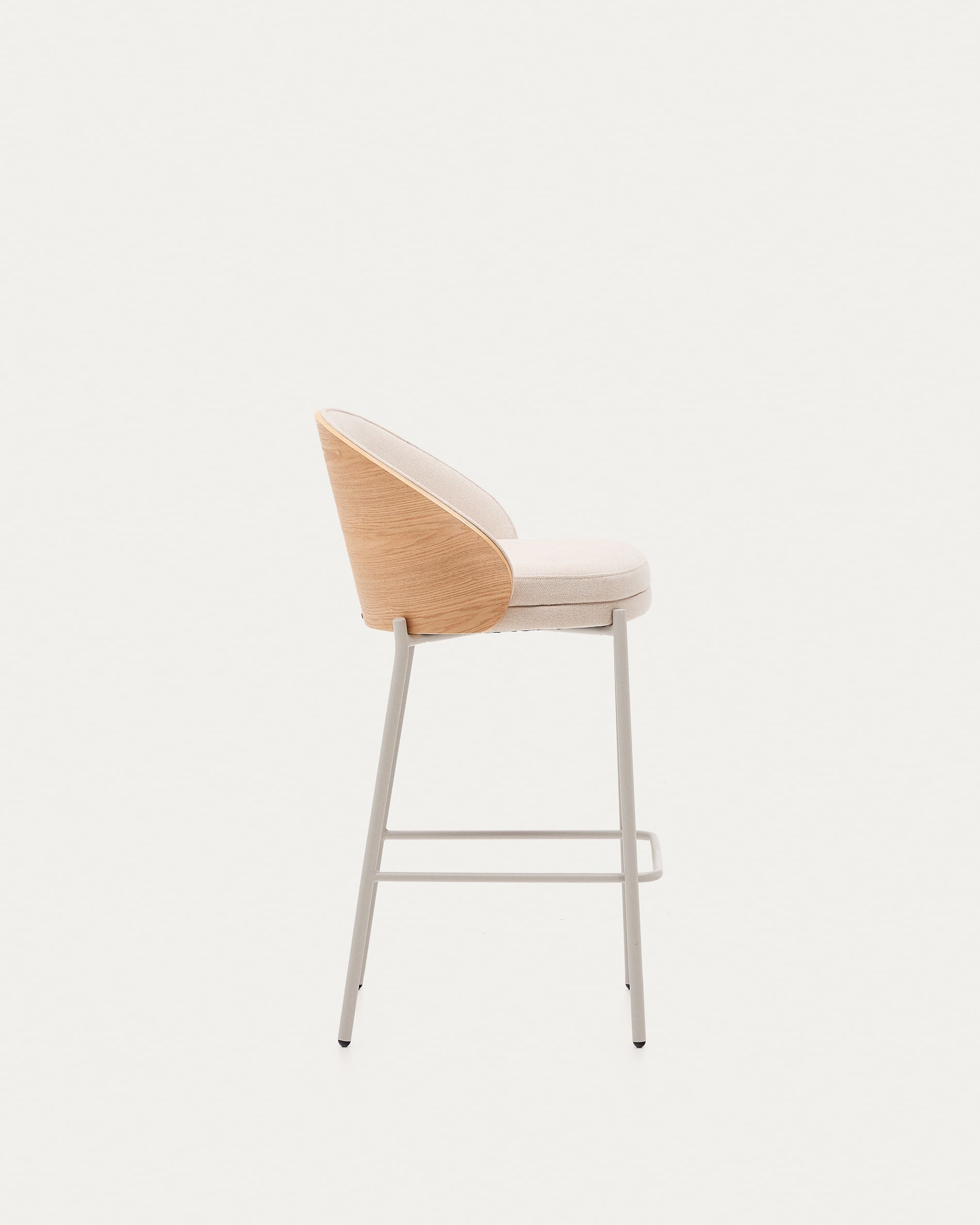 Moderner Hocker Eamy, 65 cm, mit weicher Chenille-Polsterung, Eschenfurnier und beigen Metallakzenten, ideal für stilvolle Räume.