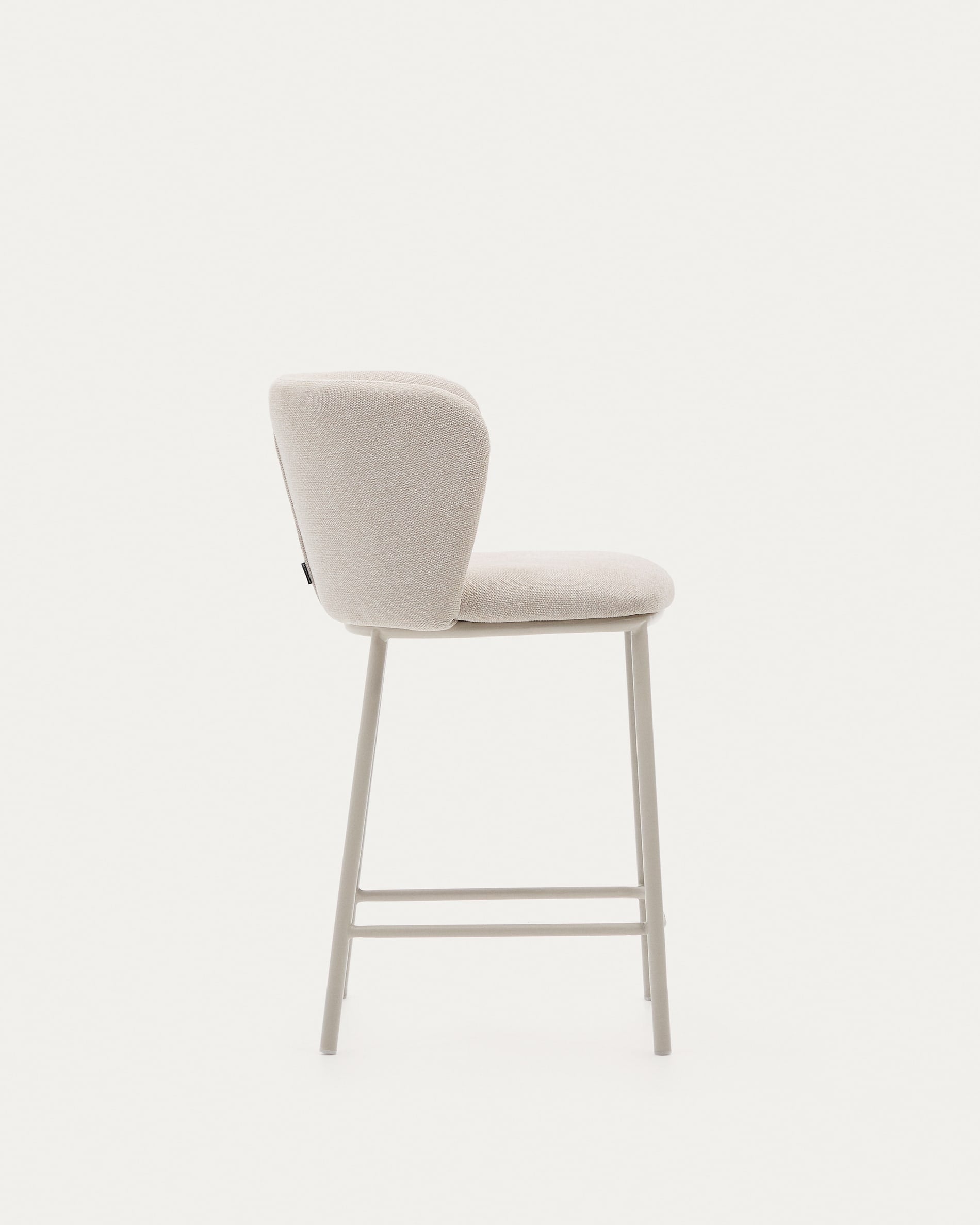 Eleganter Hocker Ciselia aus beigem Chenille und Stahl, 65 cm hoch, FSC-zertifiziert, ideal für stilvolle Räume.