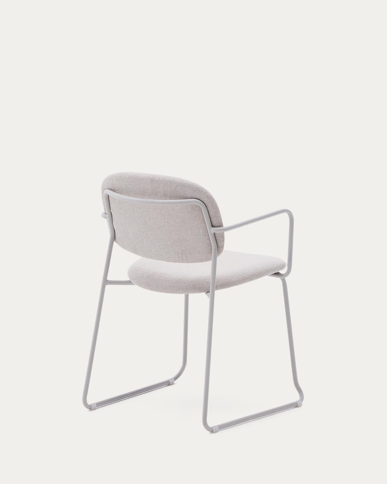 Stuhl Meli mit beiger Chenille und beigen Metallbeinen FSC Mix Credit in Beige präsentiert im Onlineshop von KAQTU Design AG. Stuhl ist von Kave Home