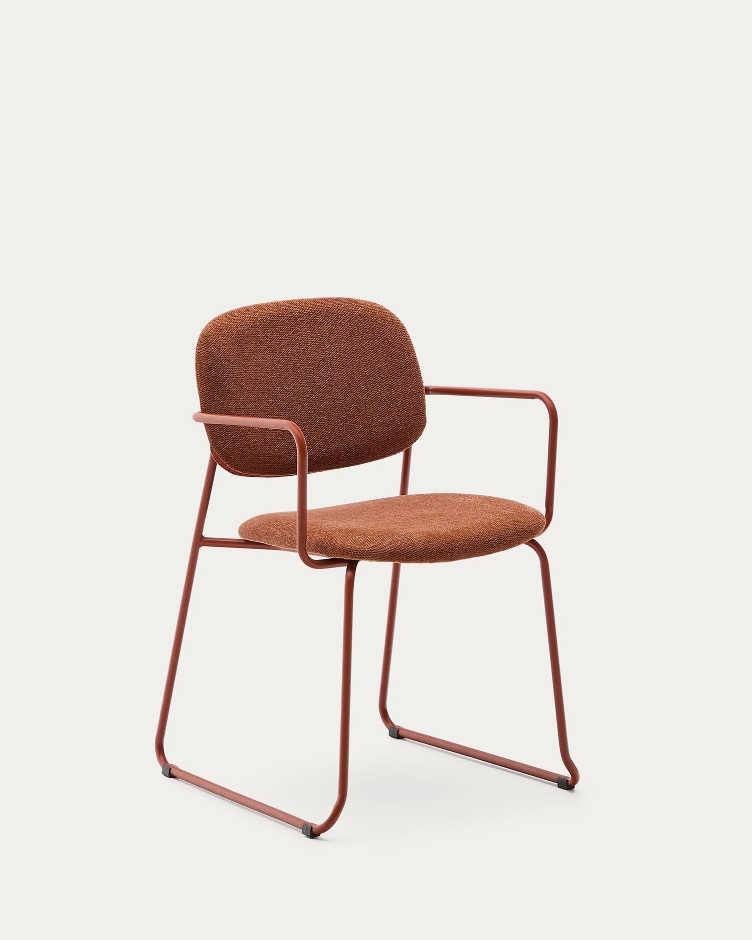 Stuhl Meli aus terrakottafarbener Chenille und terrakottafarbenem Metallgestell FSC Mix Credit in Terrakotta präsentiert im Onlineshop von KAQTU Design AG. Stuhl ist von Kave Home