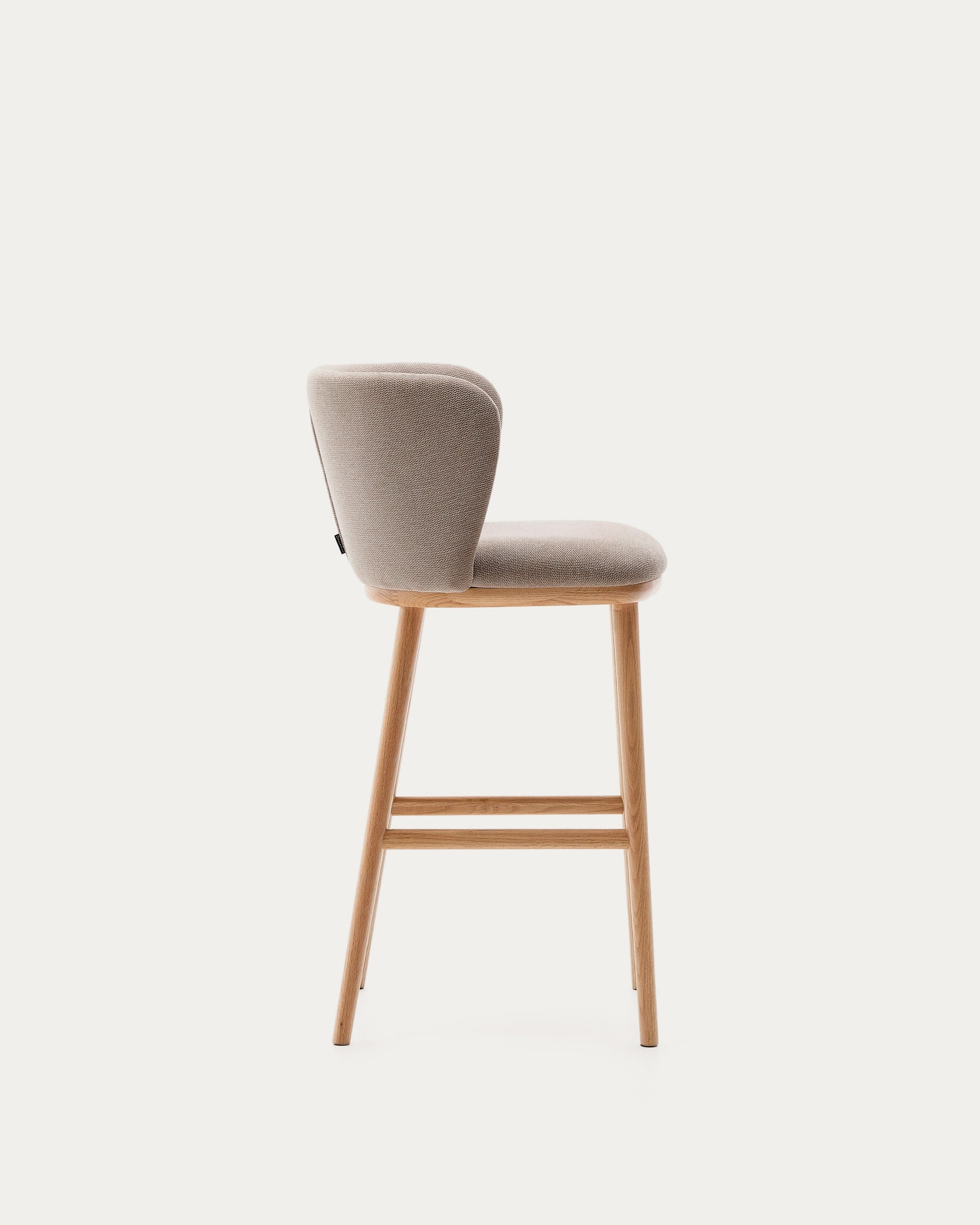 Hocker Ciselia, 65 cm, braune Chenille, massives Eschenholz, natürliches Finish, FSC-zertifiziert, stilvoll und nachhaltig.