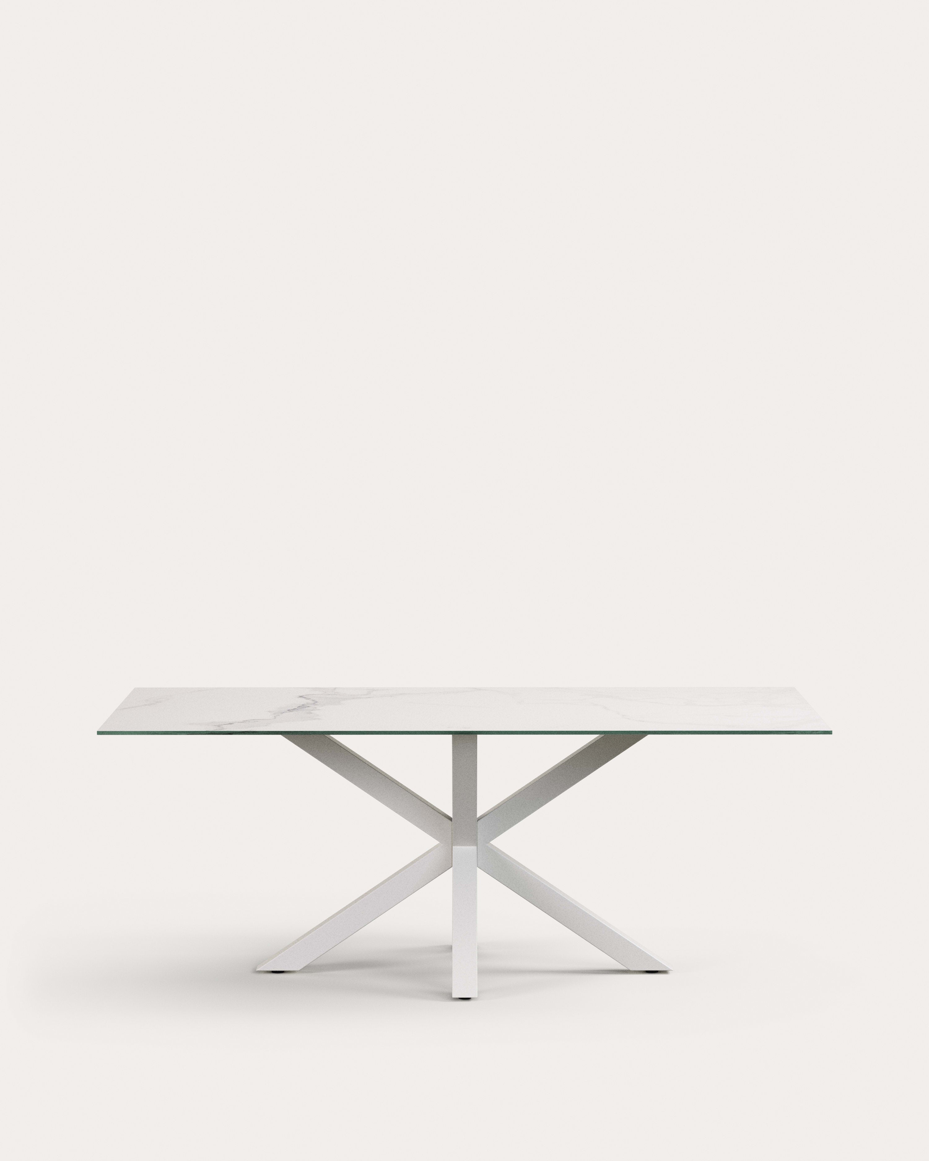 Moderner Tisch Argo mit weißer Kalos-Porzellanplatte und Stahlbeinen, 200x100 cm, ideal für stilvolle Essbereiche.