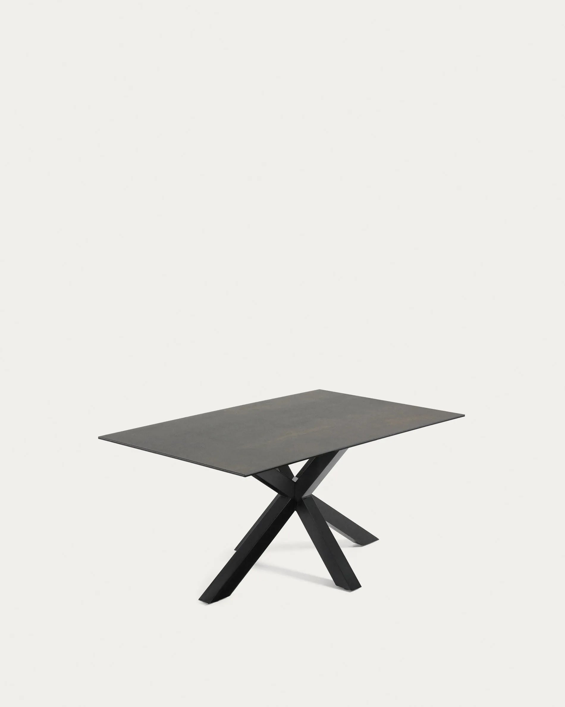 Eleganter Tisch Argo mit Porzellanplatte in Iron Moss und schwarzen Stahlbeinen, 160x90 cm, perfekt für moderne Wohnräume.