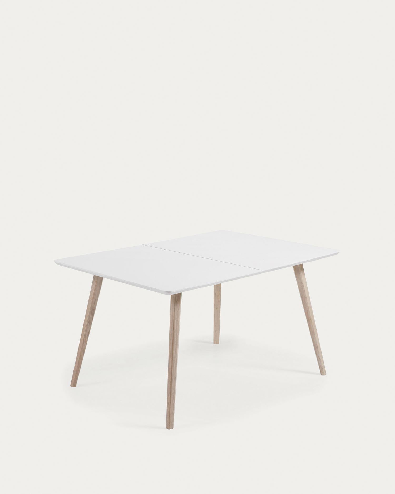 Eunice Tisch: Ausziehbar 140-220 cm, weisse Eschenholzbeine, modern, stabil, flexibel, ideal für gesellige Abende.