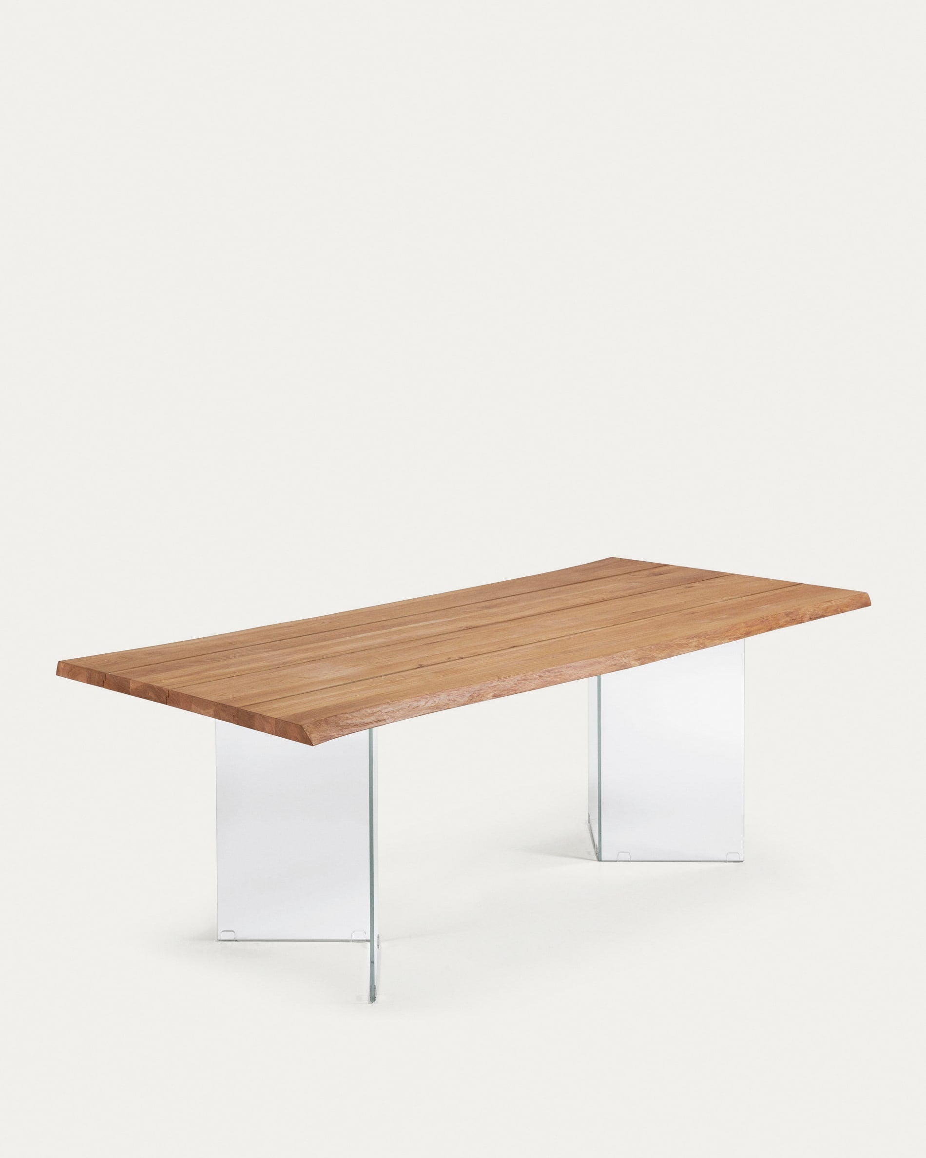 3D-Modell: Lotty Tisch, Eichenfurnier, Glasbeine, 220x100 cm. Natürliche Eleganz, modernes Design, ideal für gesellige Runden.