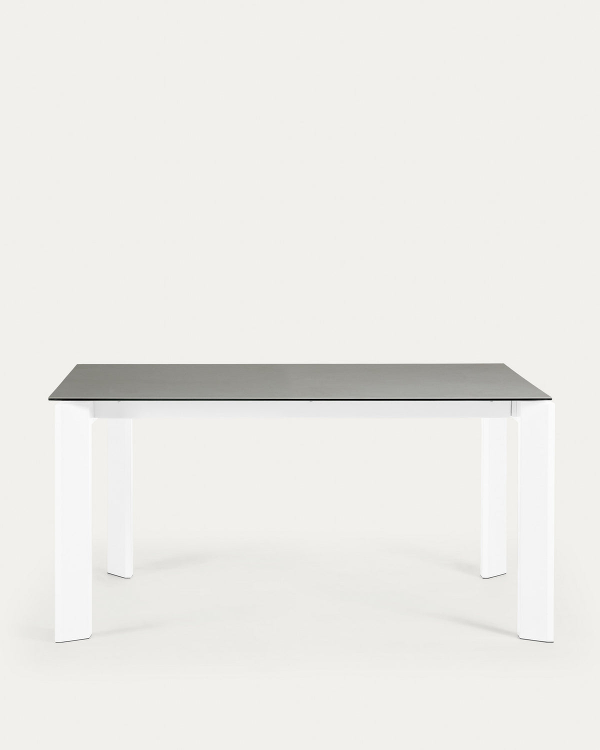 Axis Ausziehtisch Feinsteinzeug mit Hydra Plomo Finish Beine in Weiss 160 (220) cm in Grau, Weiss präsentiert im Onlineshop von KAQTU Design AG. Esstisch ist von Kave Home