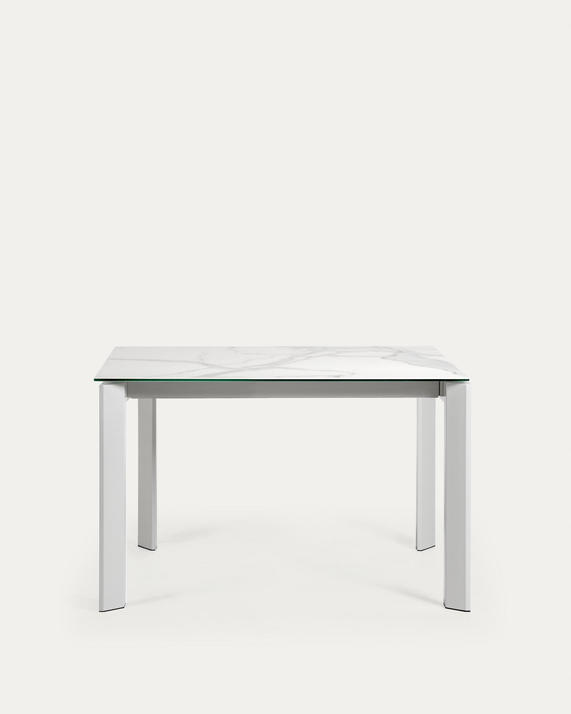 Eleganter Axis Ausziehtisch mit Feinsteinzeugplatte in Kalos Blanco und grauen Beinen, 120-180 cm, perfekt für modernes Wohnen.