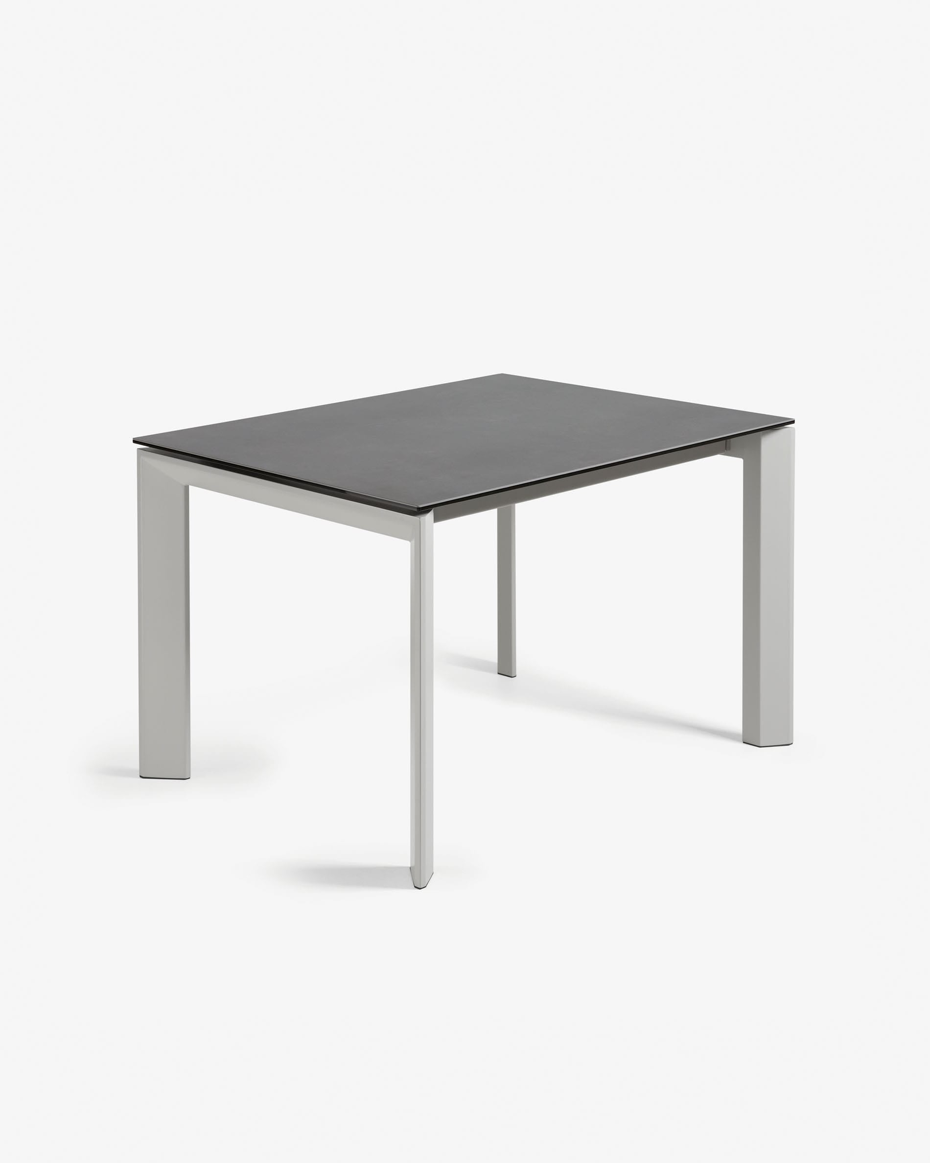 Eleganter Axis Ausziehtisch: Feinsteinzeug Vulcano Roca, graue Beine, ausziehbar 120-180 cm, stilvoll und langlebig.