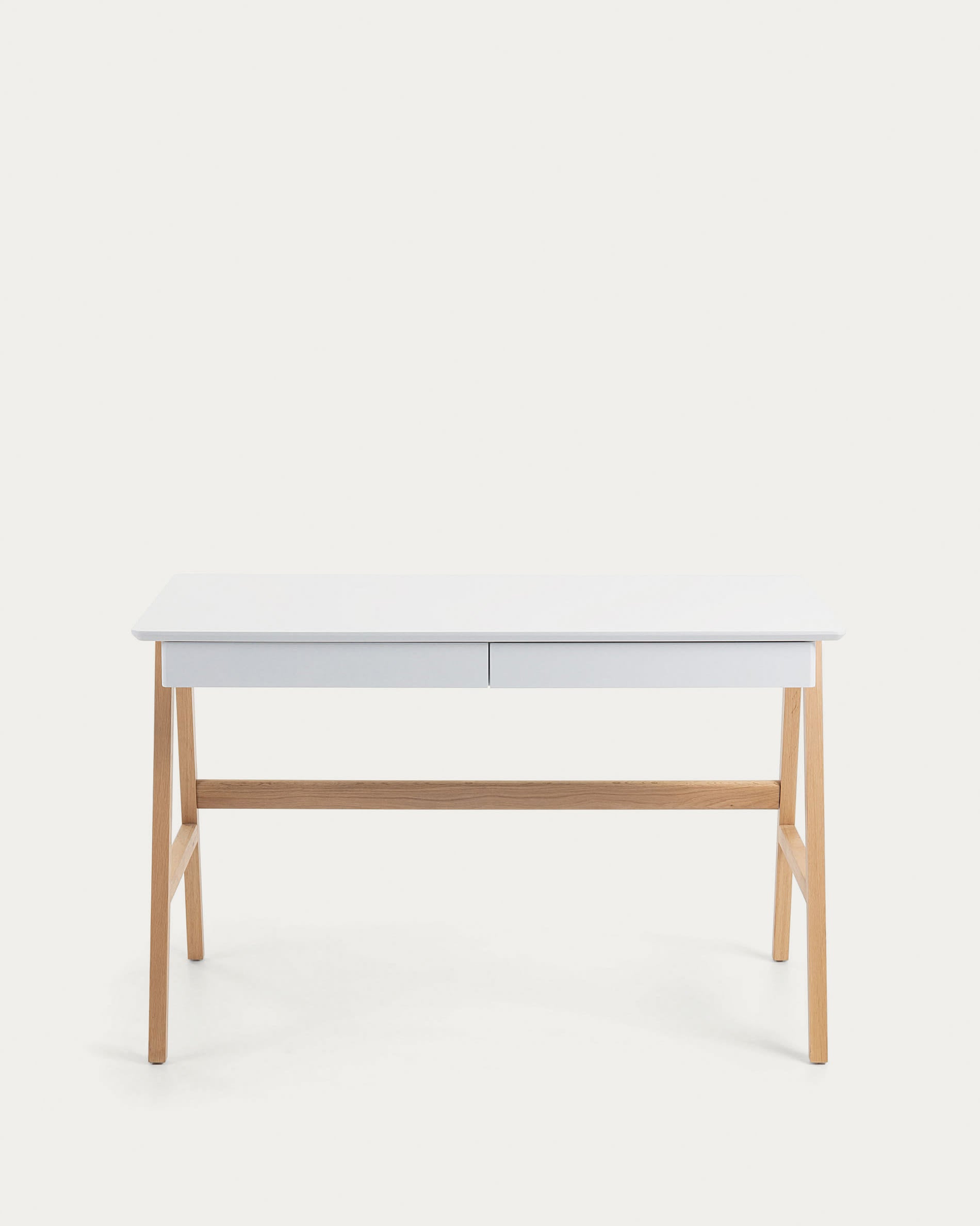 Eleganter Dyana Tisch mit weißer MDF-Platte und massiven Eschenholzbeinen, perfekt für moderne und stilvolle Einrichtungen.