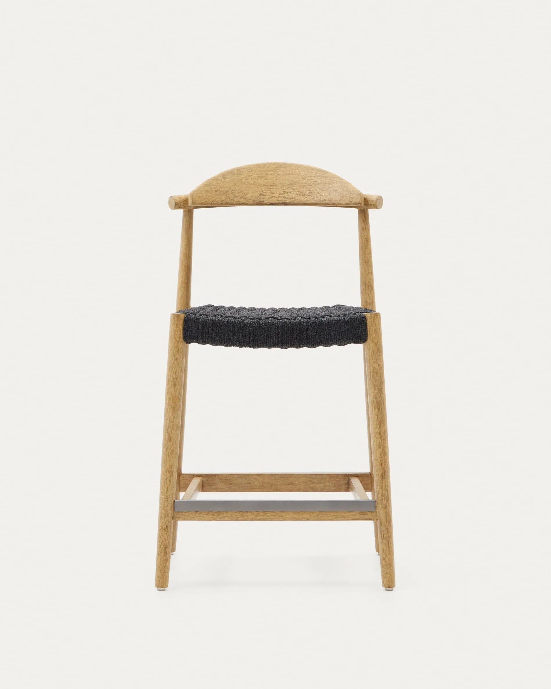 Nina Hocker aus massivem Akazienholz, naturfarben, mit schwarzem Seil, 62 cm hoch, FSC-zertifiziert, stilvoll und umweltfreundlich.