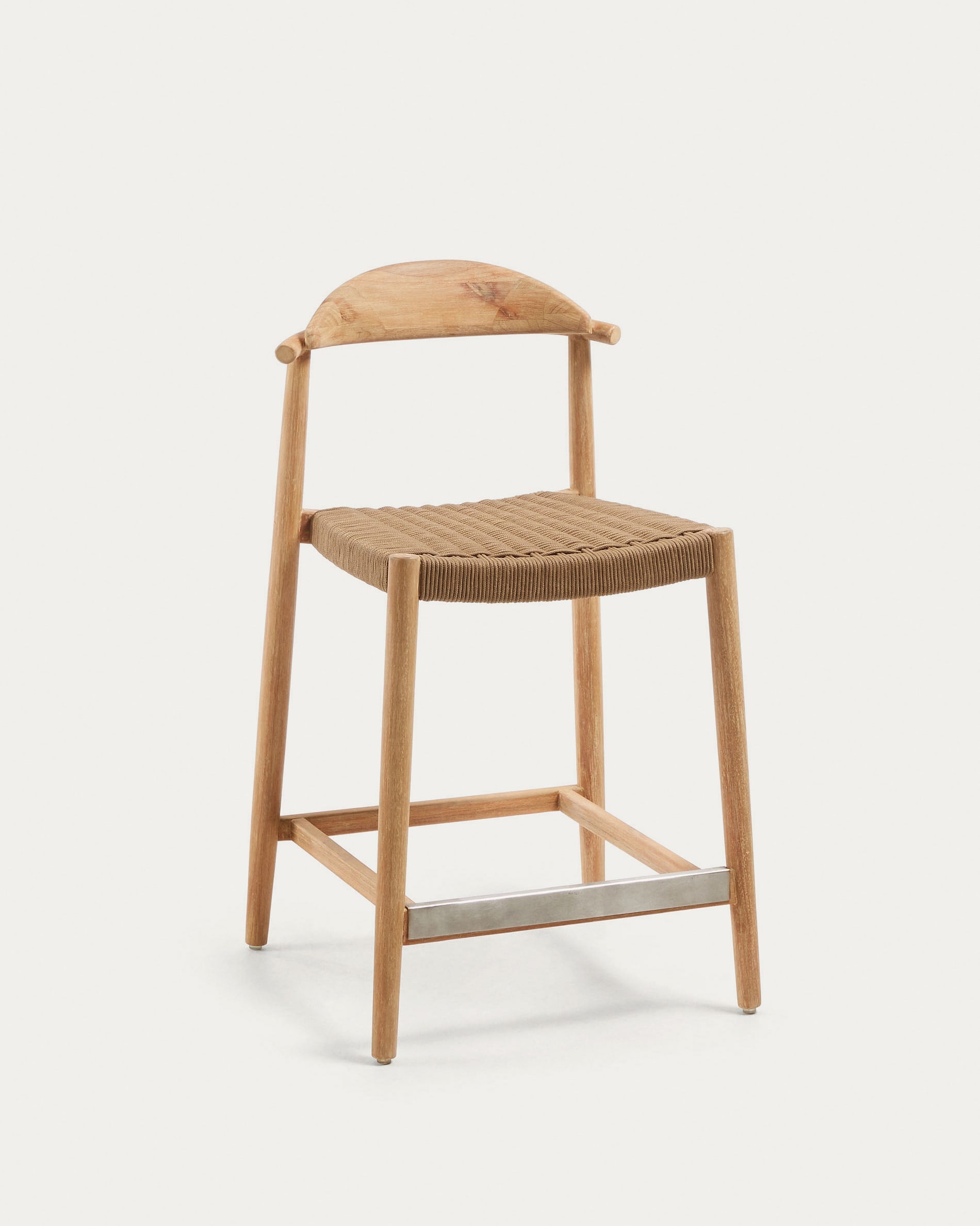 3D-Modell eines eleganten, 62 cm hohen Nina Hockers aus Akazienholz mit handgefertigtem Seilgeflecht, FSC-zertifiziert.