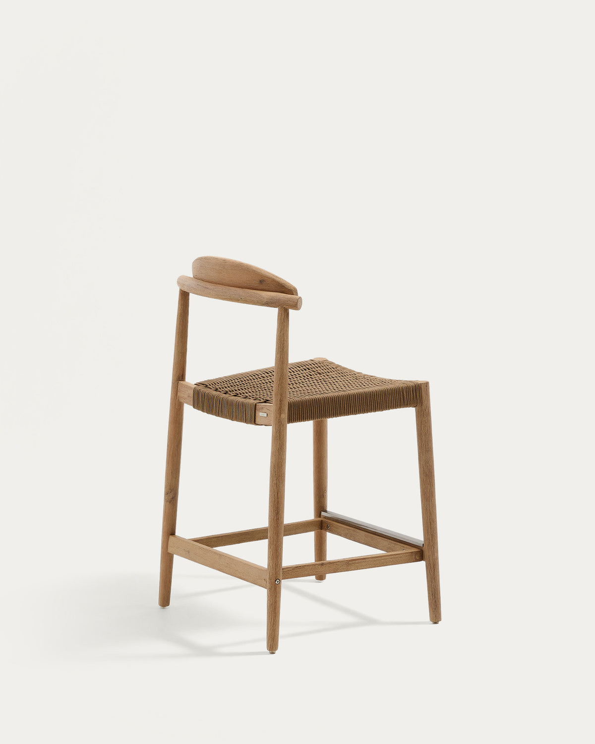Nina Hocker aus massivem Akazienholz Höhe 62 cm FSC 100% in Beige, Natur präsentiert im Onlineshop von KAQTU Design AG. Barhocker ist von Kave Home