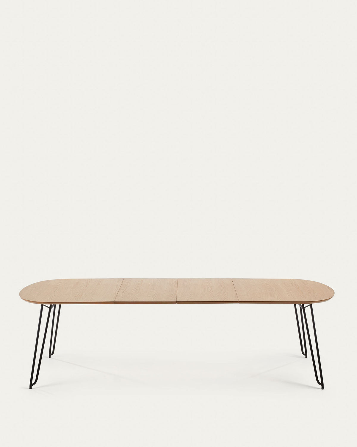 Novac ausziehbarer Tisch 140 (220) x 90 cm mit Eichenfurnier und schwarzen Stahlbeinen in Natur, Schwarz präsentiert im Onlineshop von KAQTU Design AG. Esstisch ist von Kave Home
