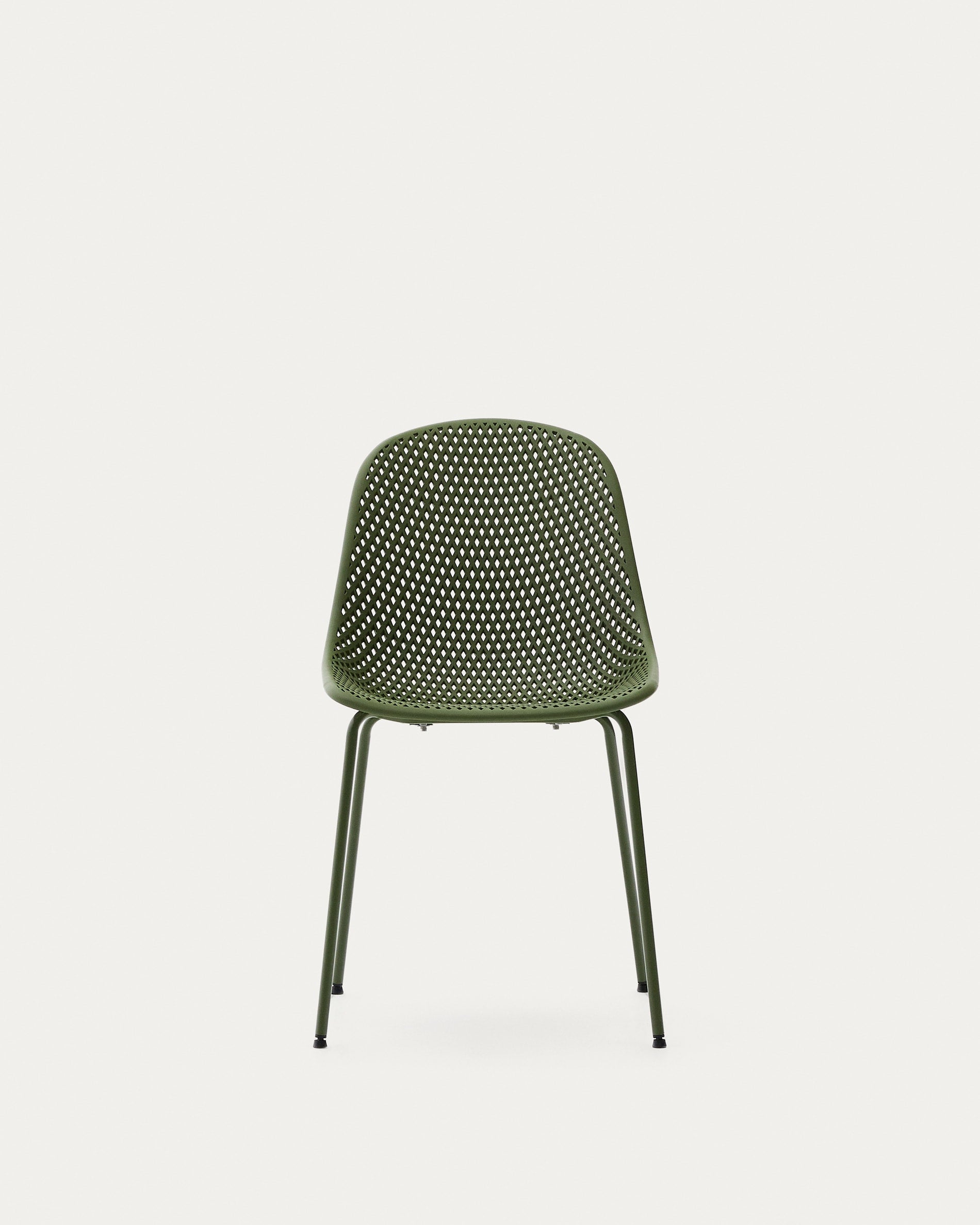 Moderner Outdoor-Stuhl Quinby mit robusten grünen Stahlbeinen, ideal für stilvolle Terrassen und wetterfeste Beständigkeit.