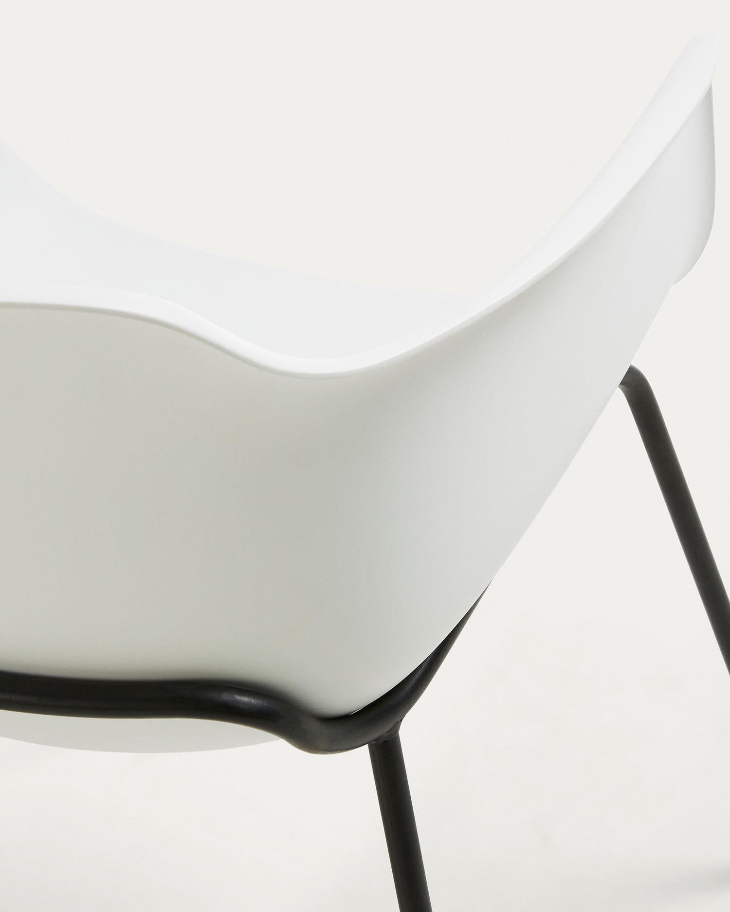Khasumi Stuhl weiß in Weiss präsentiert im Onlineshop von KAQTU Design AG. Stuhl ist von Kave Home