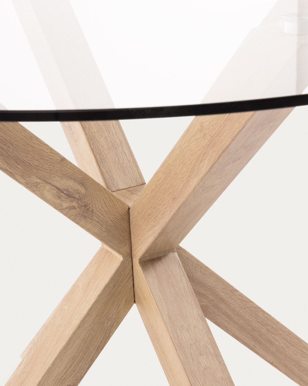 Argo runder Tisch aus Glas und Stahlbeine mit Holzoptik Ø 119 cm in Transparent, Natur präsentiert im Onlineshop von KAQTU Design AG. Esstisch ist von Kave Home