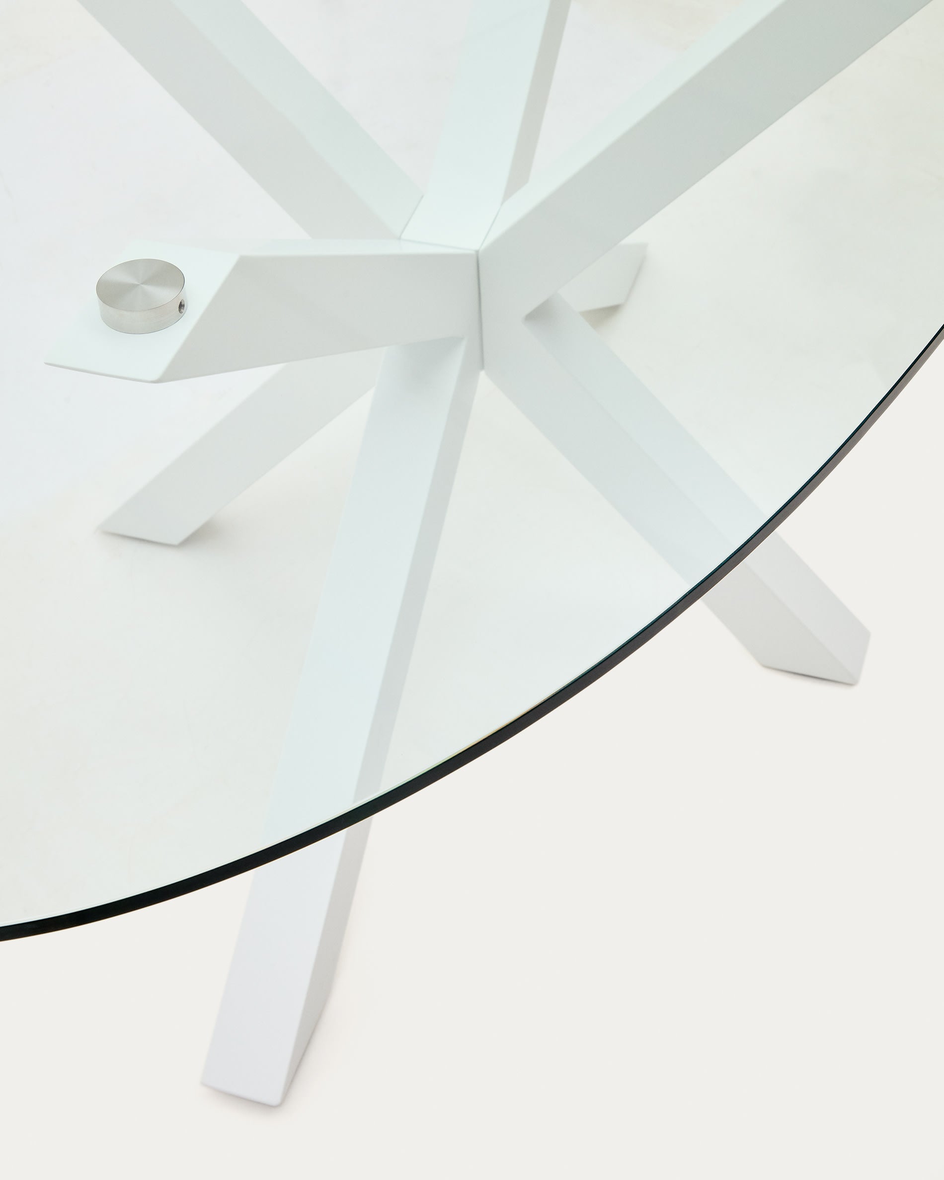 Eleganter ovaler Tisch Argo mit Glasplatte und weißen Stahlbeinen, Maße Ø 200 x 100 cm, ideal für modernes Wohndesign.