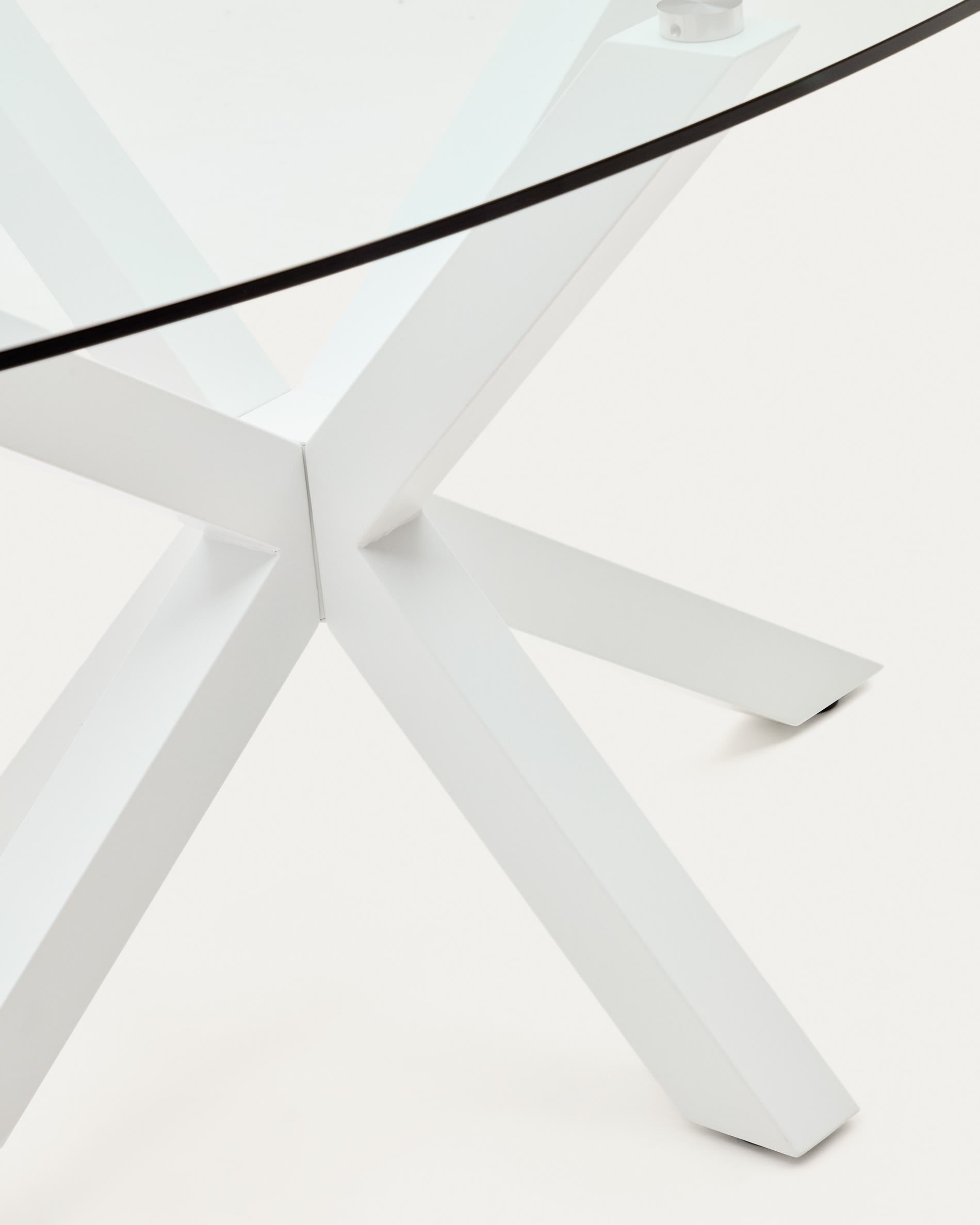 Moderner ovaler Tisch Argo mit Glasplatte und weißen Stahlbeinen, 200 x 100 cm, perfekt für stilvolle und zeitgemäße Wohnräume.