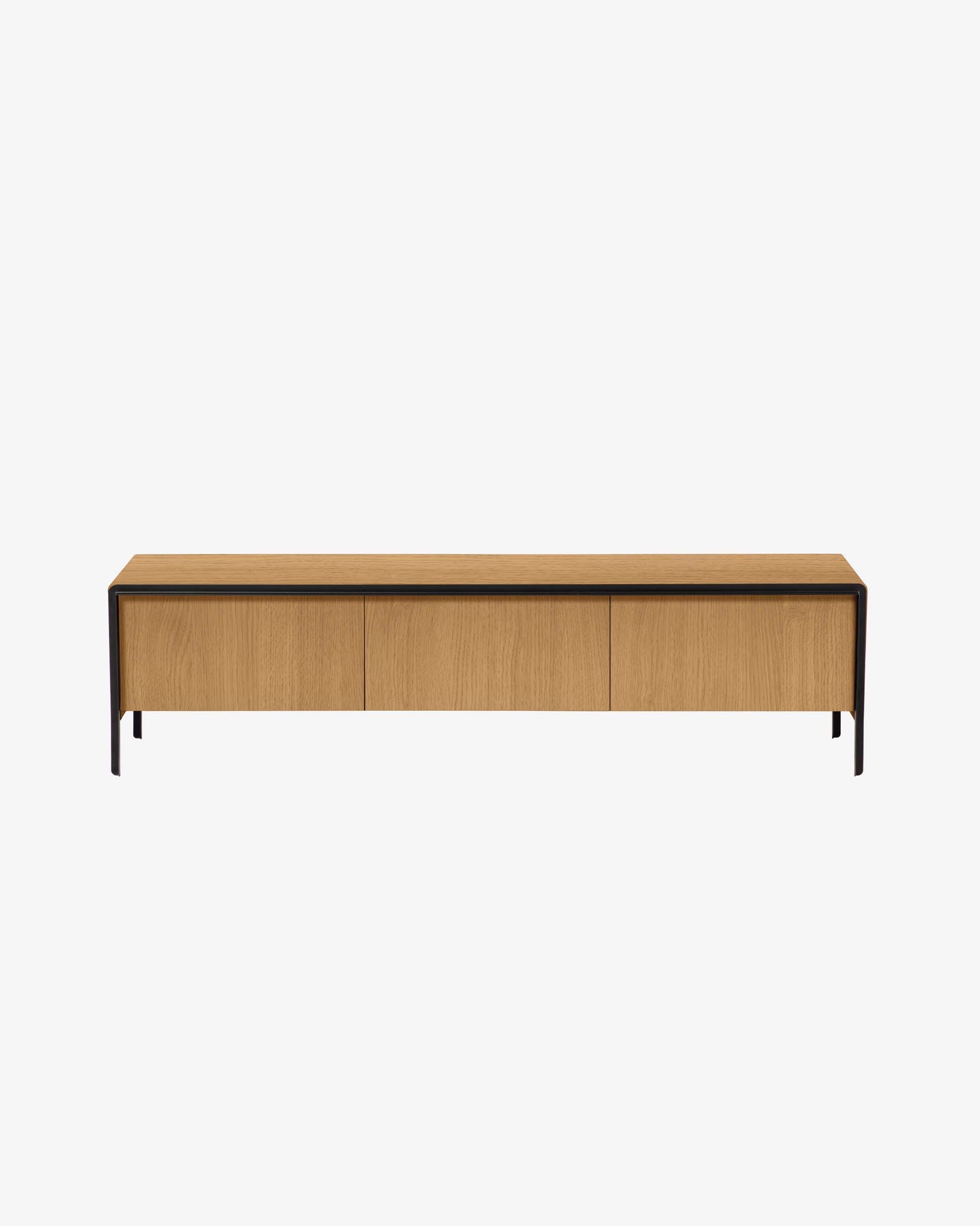 Nadyria TV-Schrank 3 Türen Eichenfurnier und Stahl mit schwarzem Finish 180 x 50 cm in  präsentiert im Onlineshop von KAQTU Design AG. TV-Möbel ist von Kave Home