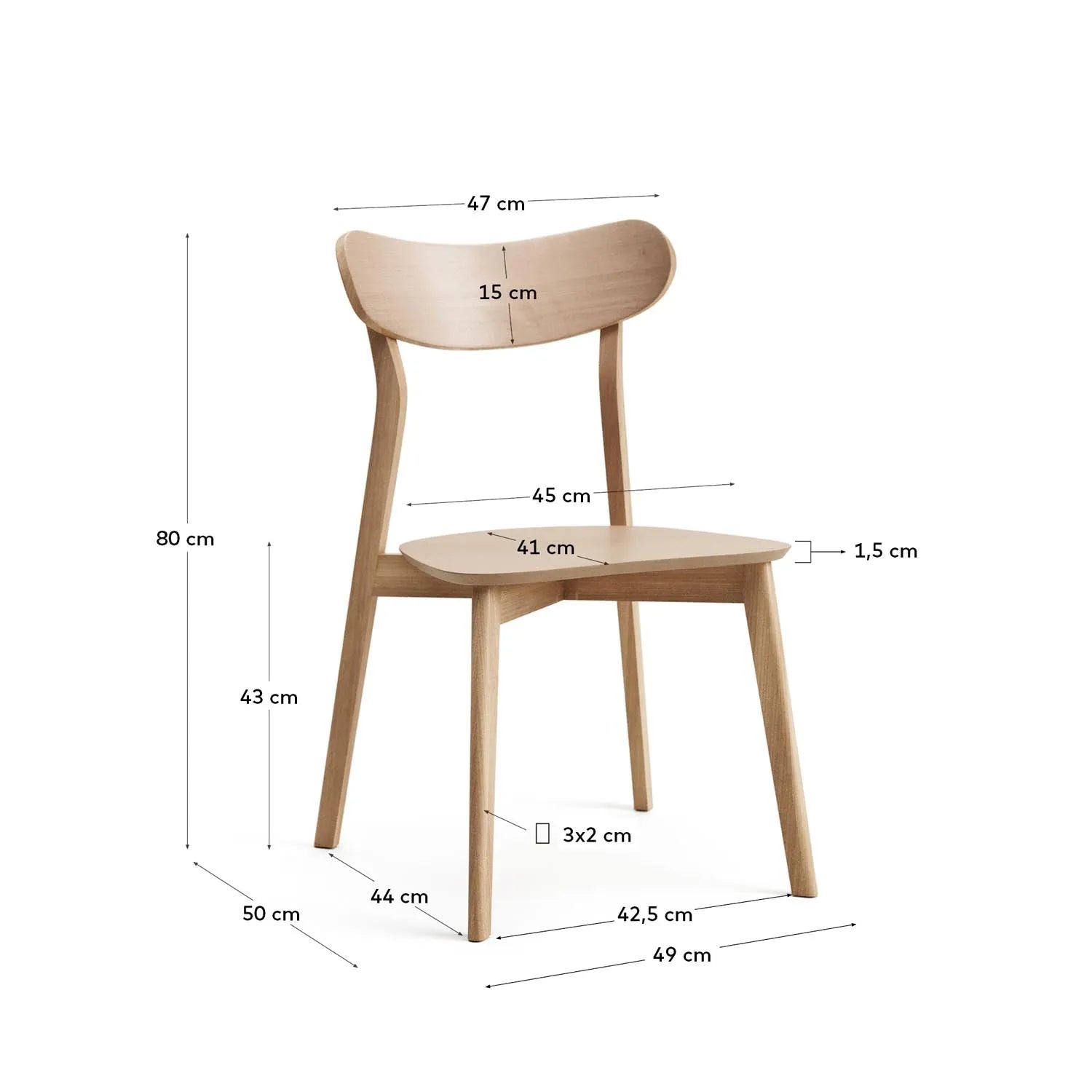 Stilvoller Safina Stuhl aus Eichenfurnier und Kautschukholz von Kave Home.