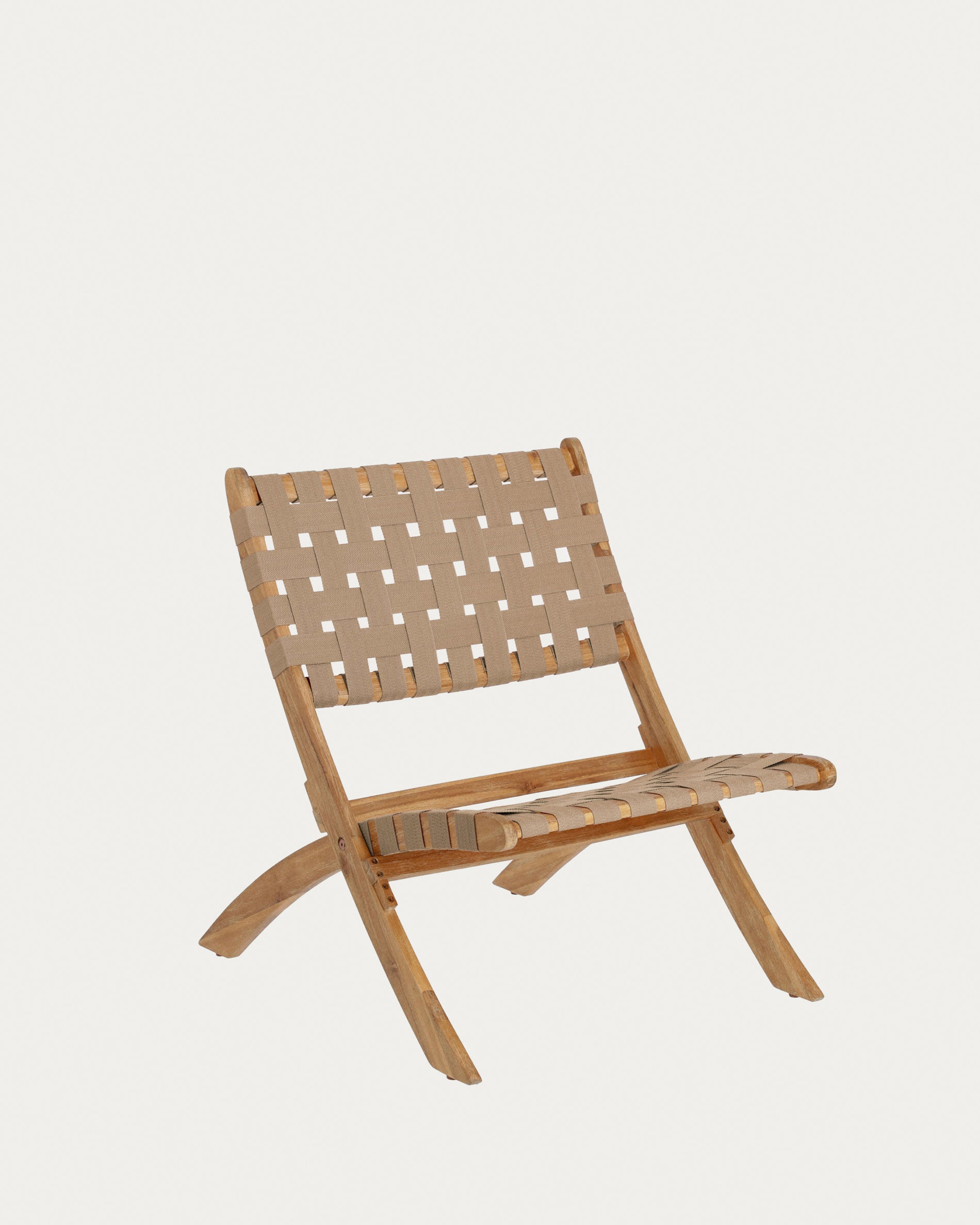 3D-Modell eines eleganten Klappstuhls aus Akazienholz mit beigem Seil, ideal für stilvolle Aussenbereiche.