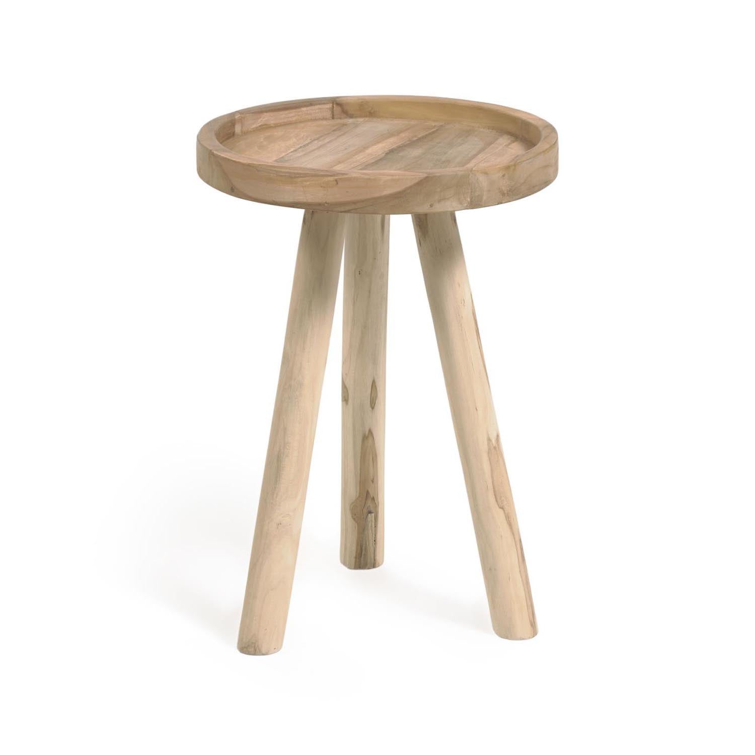Entdecke den Glenda runden Beistelltisch aus massivem Teakholz (Ø 35 cm) von Kave Home – stilvoll, nachhaltig und vielseitig einsetzbar.