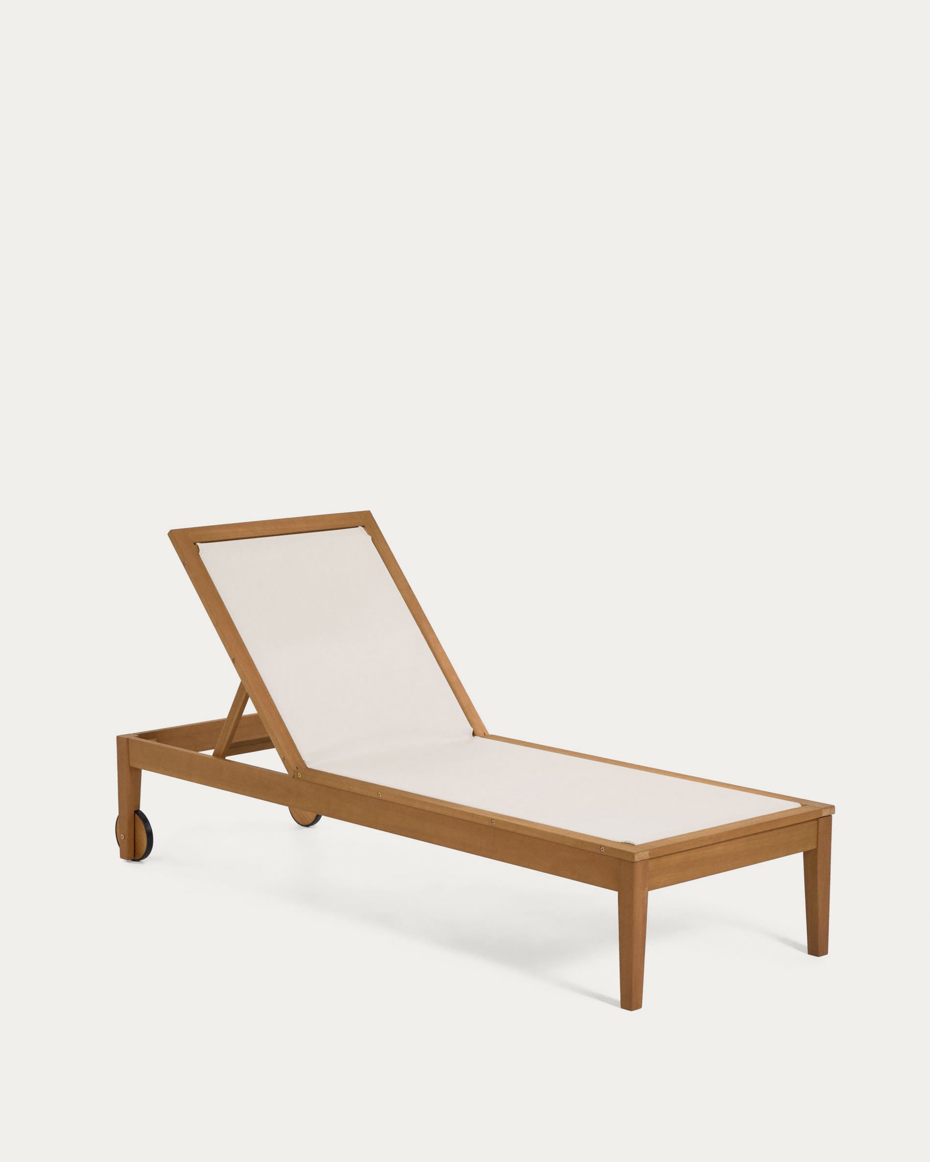 3D-Modell einer eleganten, verstellbaren Sonnenliege aus FSC-zertifiziertem Eukalyptusholz in Beige, ideal für den Aussenbereich.