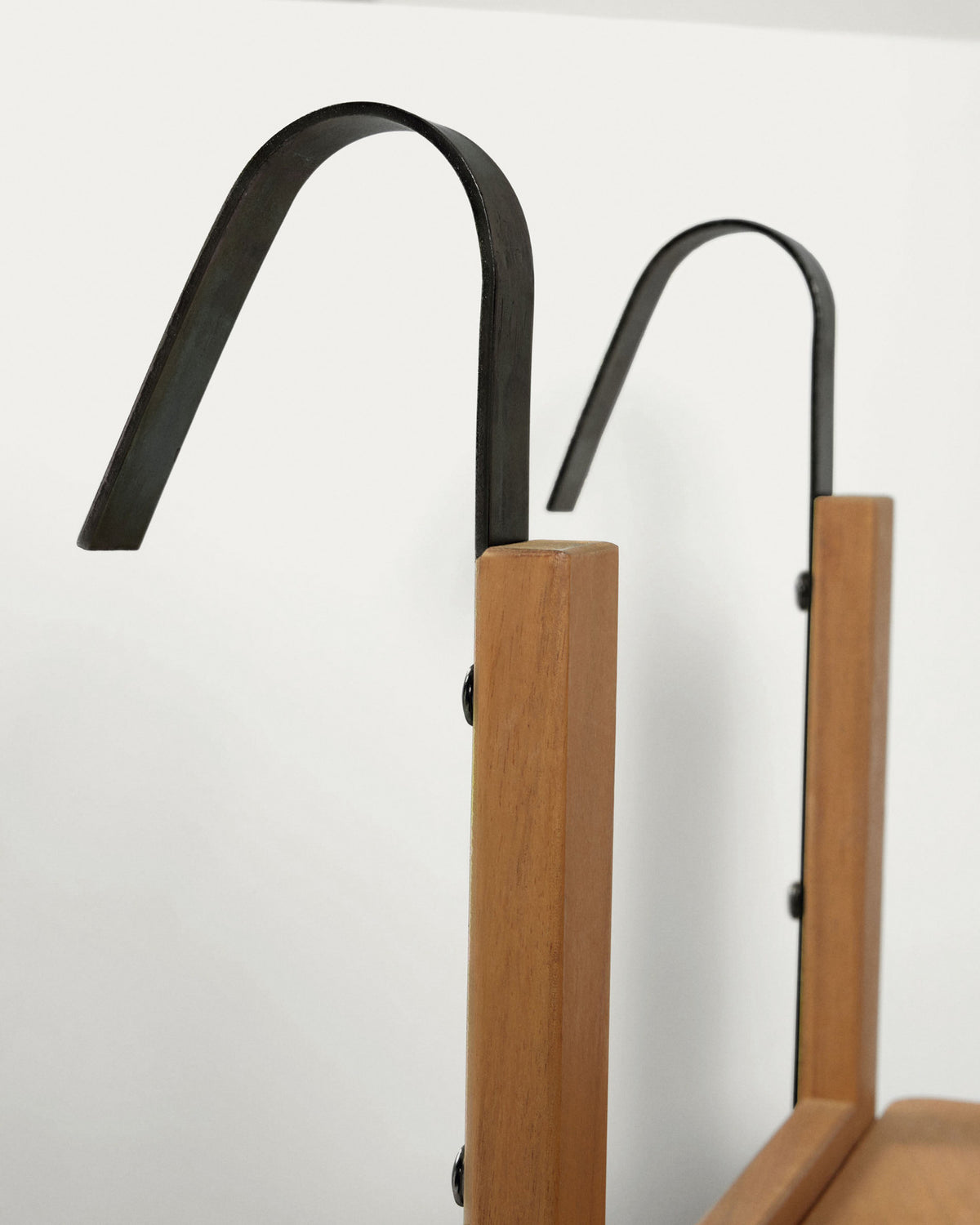 Amarilis Klapptisch für den Balkon aus massivem Akazienholz 40 x 42 cm FSC 100% in Natur, Braun präsentiert im Onlineshop von KAQTU Design AG. Beistelltisch Outdoor ist von Kave Home