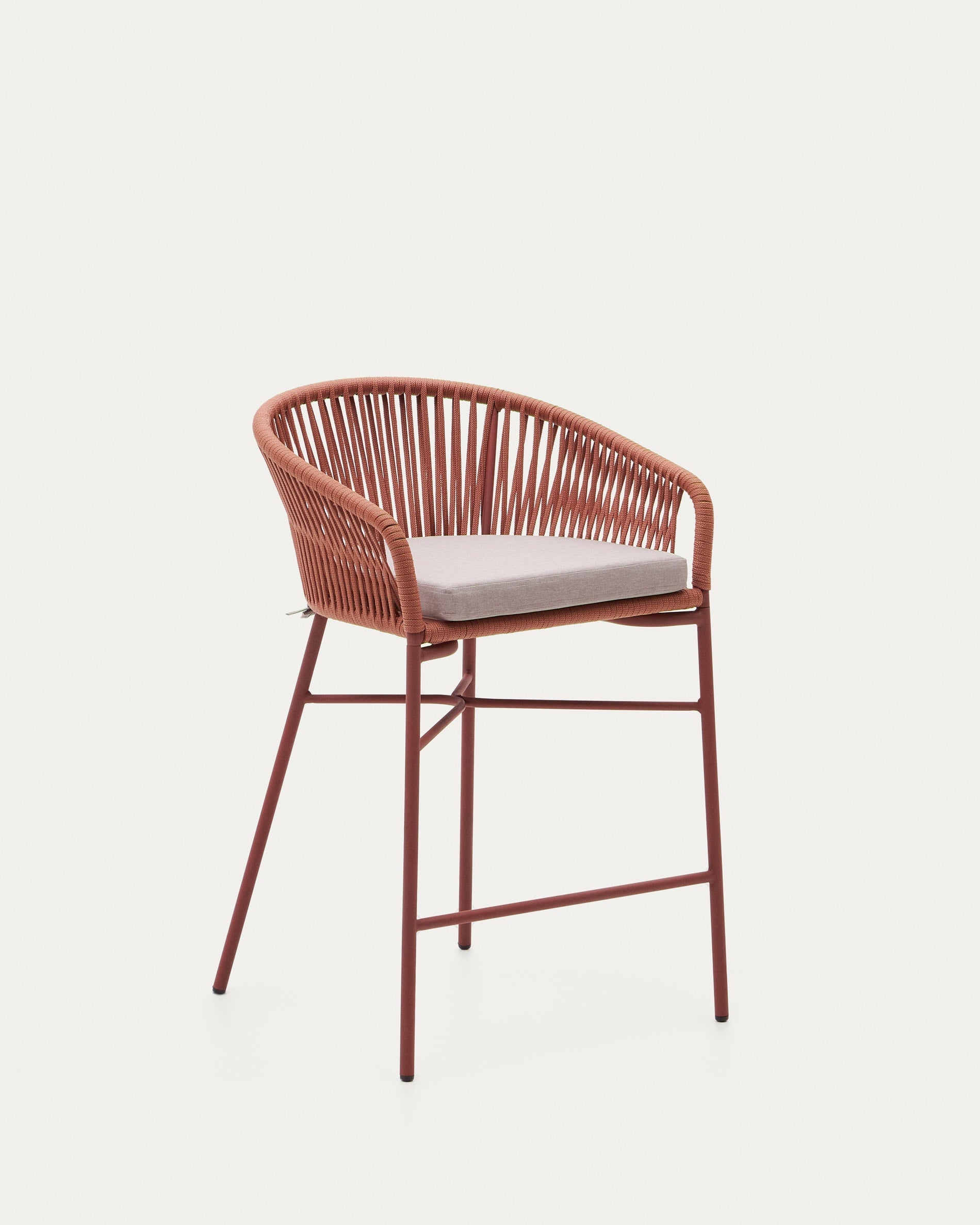 Yanet stapelbarer Hocker aus Seil in Terrakotta Höhe 65 cm in Terrakotta präsentiert im Onlineshop von KAQTU Design AG. Hocker Outdoor ist von Kave Home