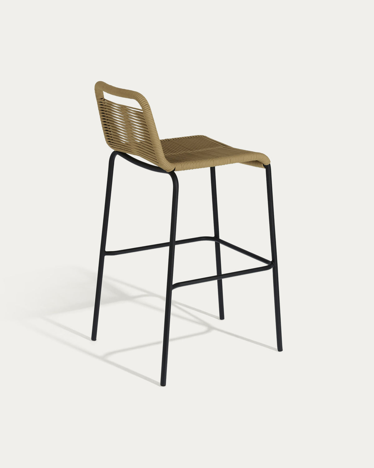 Lambton stapelbarer Hocker aus braunem Seil und Stahl mit schwarzem Finish Höhe 74 cm in Braun, Schwarz präsentiert im Onlineshop von KAQTU Design AG. Outdoor-Barstuhl ist von Kave Home