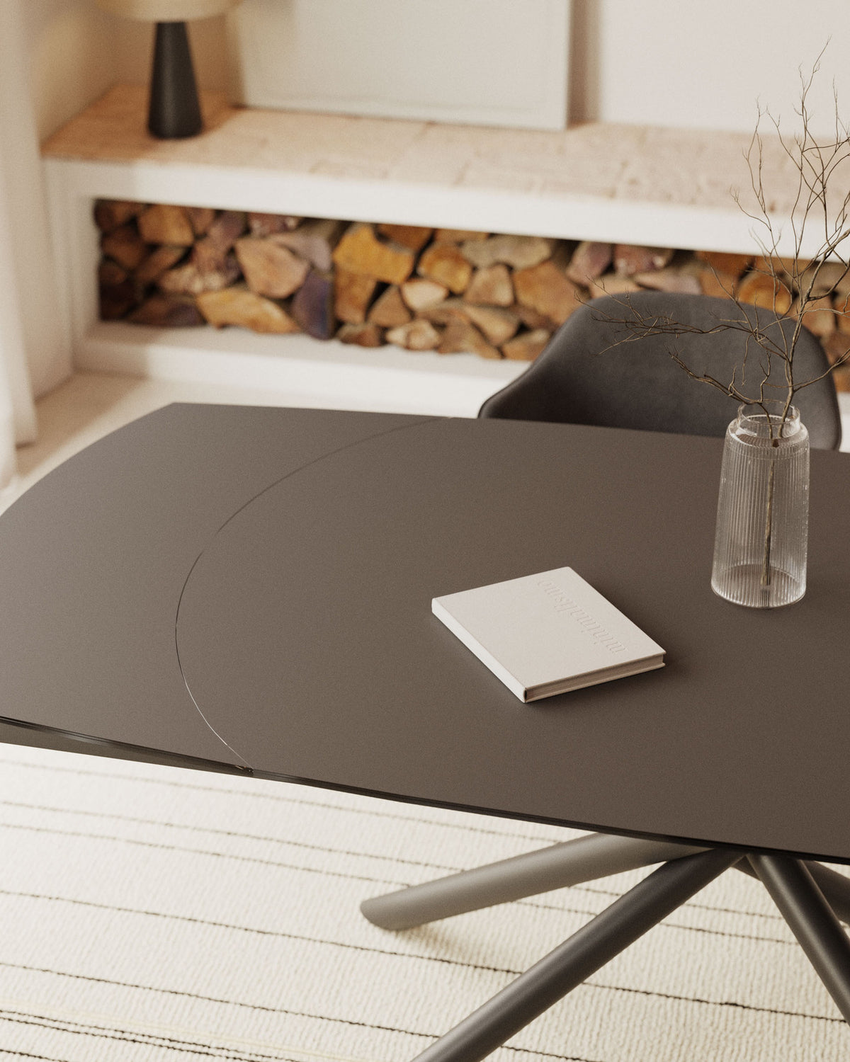 Yodalia Ausziehtisch aus gehärtetem Glas und Stahlbeinen mit schwarzem Finish 130(190)x100 cm in Schwarz, Transparent präsentiert im Onlineshop von KAQTU Design AG. Esstisch ist von Kave Home