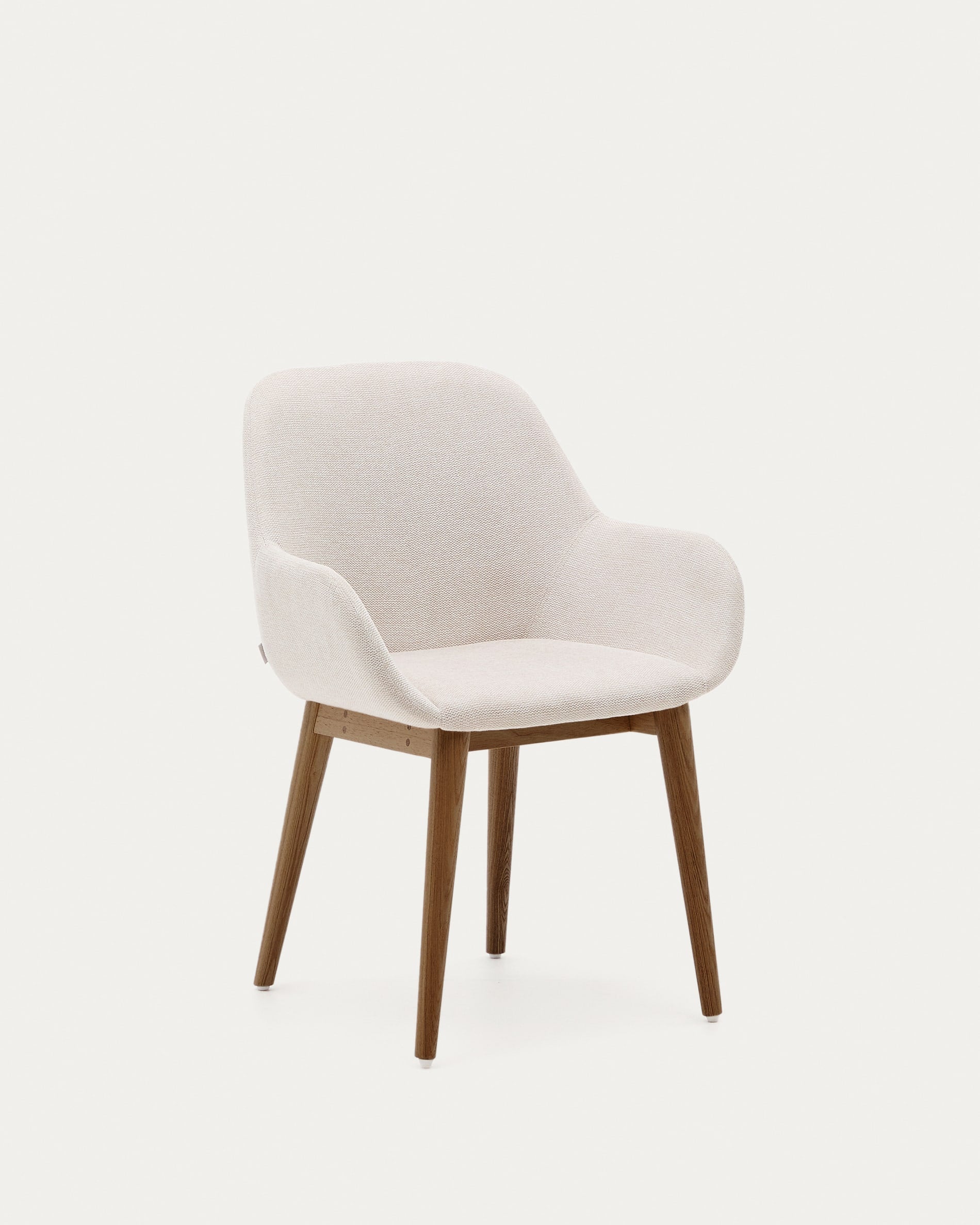 3D-Modell des Konna Stuhls: Beige Polster, dunkle Eschenholzbeine, elegant für Esszimmer, AR-kompatibel.