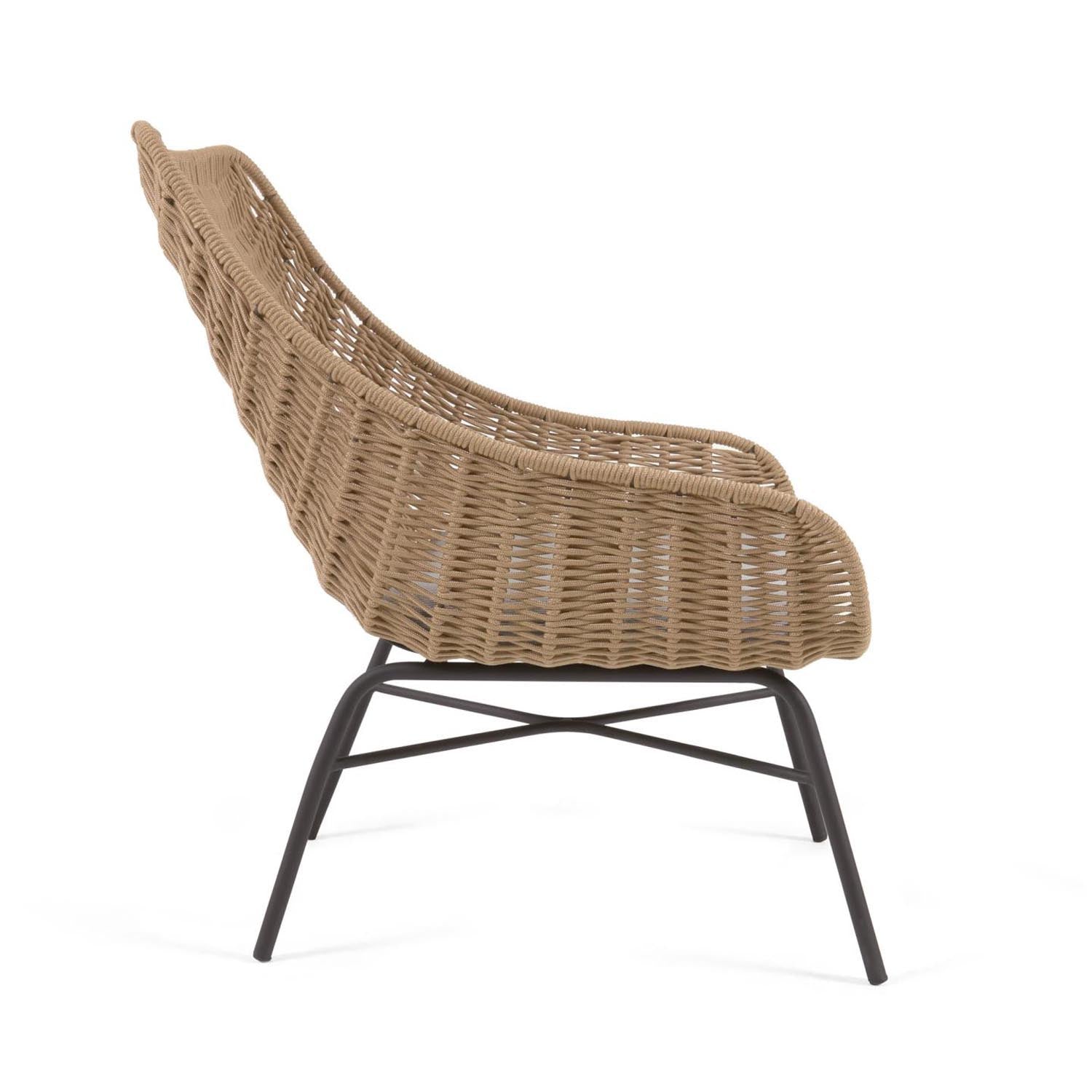 Abeli Seilsessel in Beige in Beige präsentiert im Onlineshop von KAQTU Design AG. Gartenstuhl ist von Kave Home