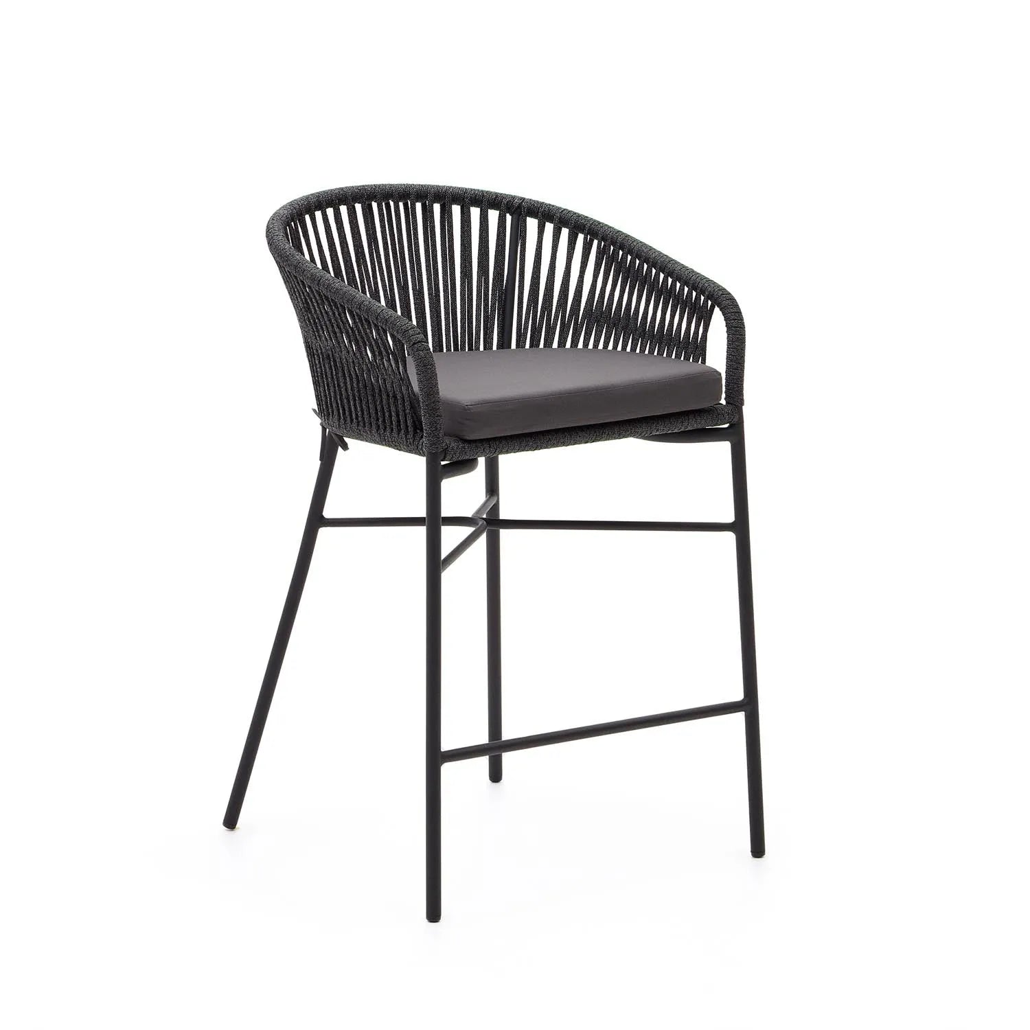 Yanet Hocker: Stilvoller Sitz für Outdoor-Bars, 65 cm hoch.