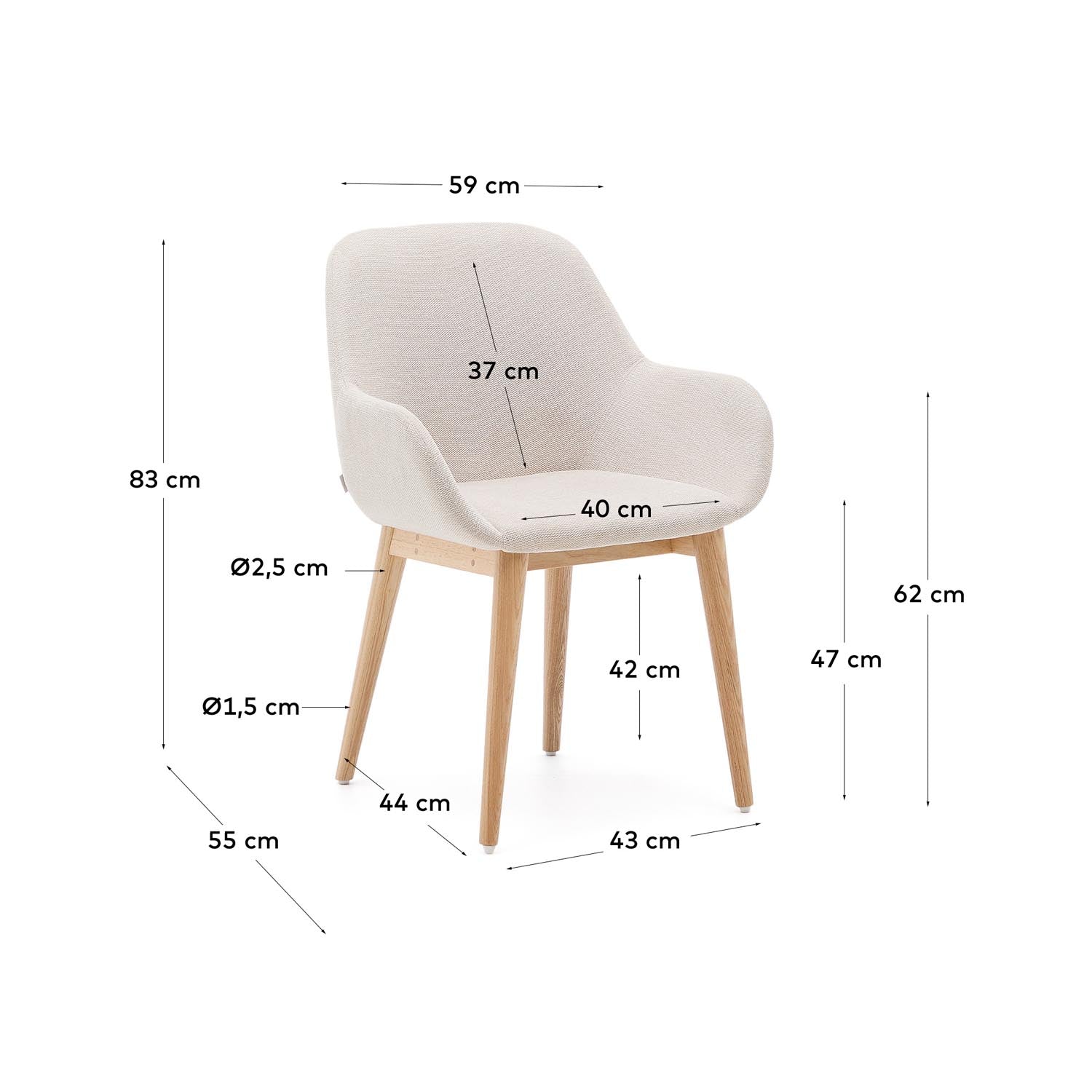 Konna Stuhl in Beige und Beine aus massivem Eschenholz mit natürlichem Finish in Beige präsentiert im Onlineshop von KAQTU Design AG. Stuhl mit Armlehnen ist von Kave Home