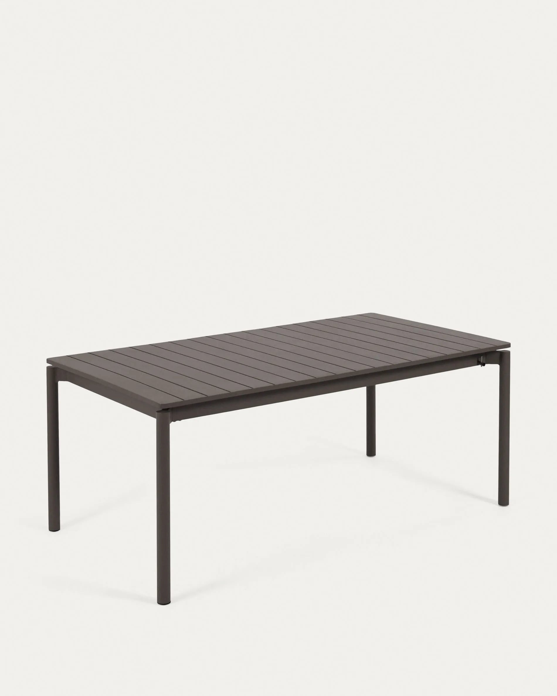 Moderner Zaltana Outdoor-Tisch aus Aluminium, matt dunkelgrau, ausziehbar von 180 auf 240 cm, ideal für stilvolle Gärten.