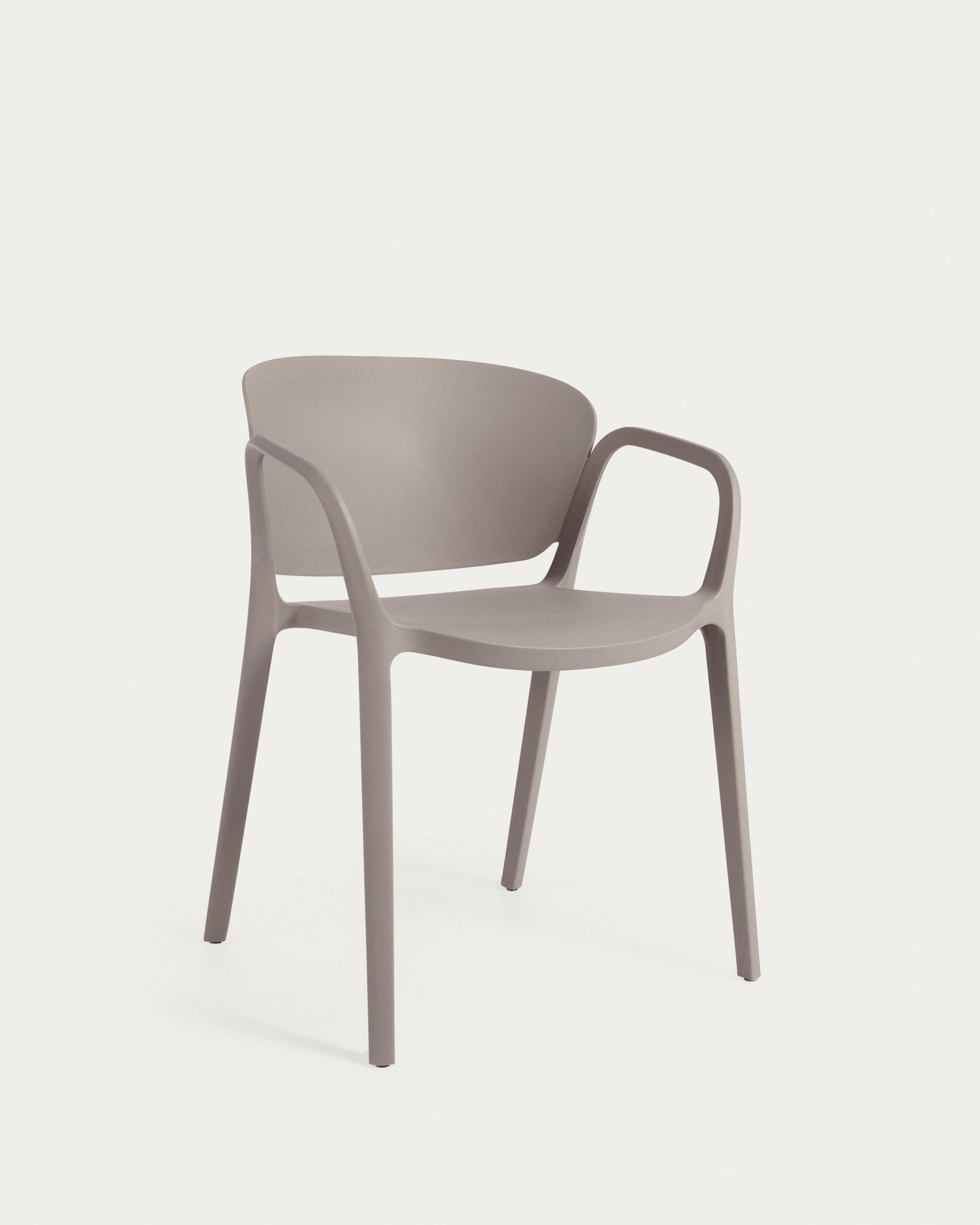 3D-Modell des Ania Stuhls: stapelbar, UV-beständig, ergonomisch, ideal für stilvolle Aussenbereiche.