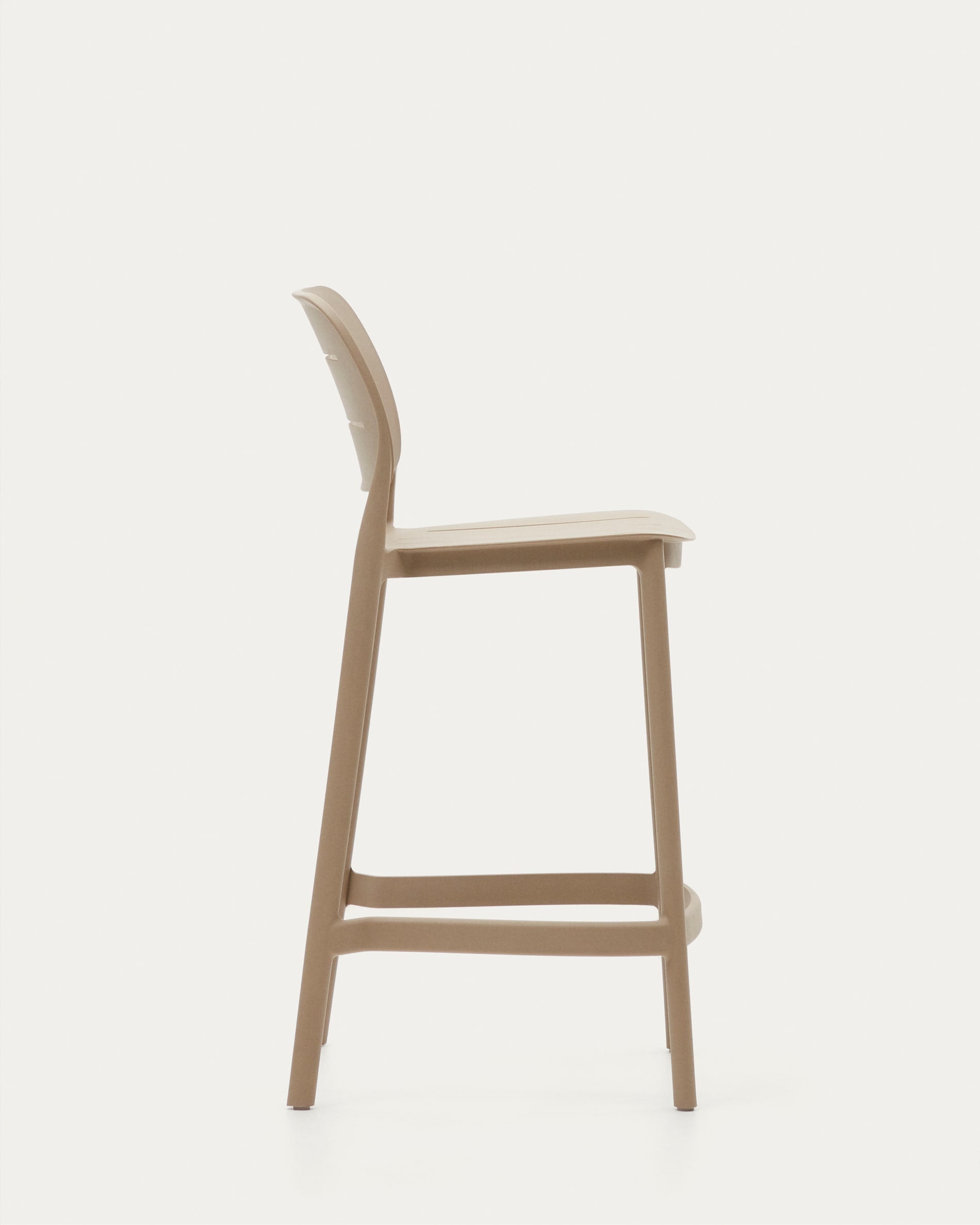 Morella Hocker Beige: Langlebig, stilvoll und perfekt für draussen.