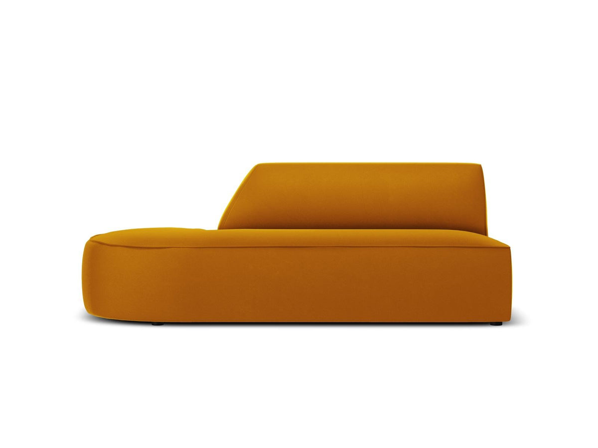 Beiges Samt-Modulsofa Siena mit Récamiere links, Massivholzrahmen und schwarzen Kunststoffbeinen, Cosmopolitan Design.