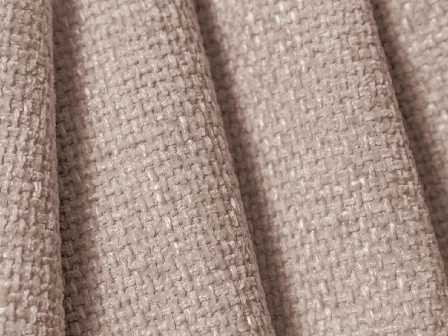 Modernes 2-Sitzer Sofa Tulum in sanftem Beige, ideal für entspannte Stunden und stilvolle Einrichtung in jedem Zuhause.