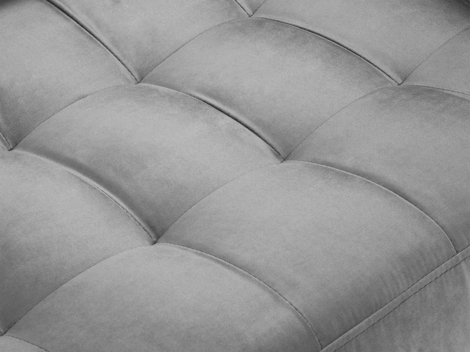 Stylisches 2-Sitzer Sofa Aspen von Cosmopolitan Design, perfekt für gemütliche Abende und moderne Einrichtungskonzepte.