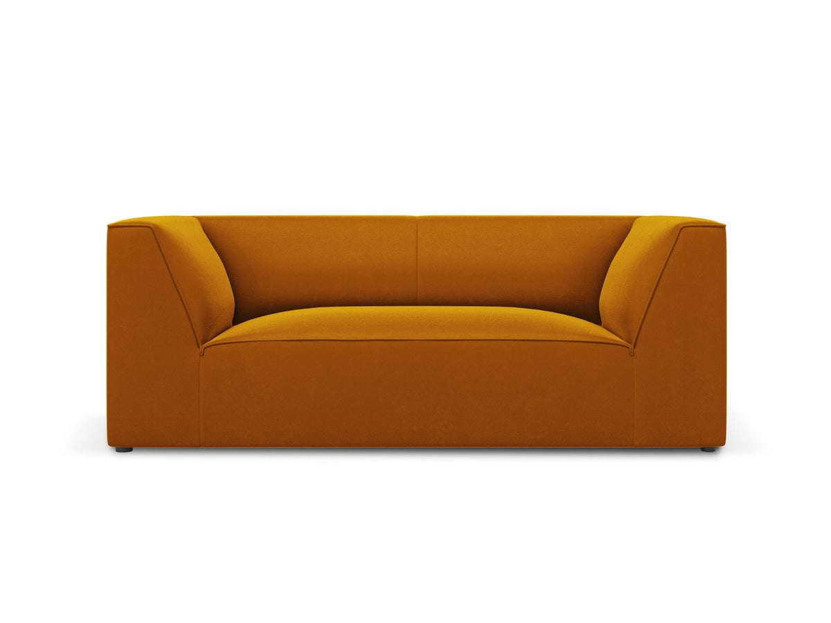 Zweisitzer-Sofa Siena in Beige-Salvador-Samt mit schwarzen Kunststoffbeinen, gepolsterter Sitzfläche und niedriger Rückenlehne, Frontansicht.