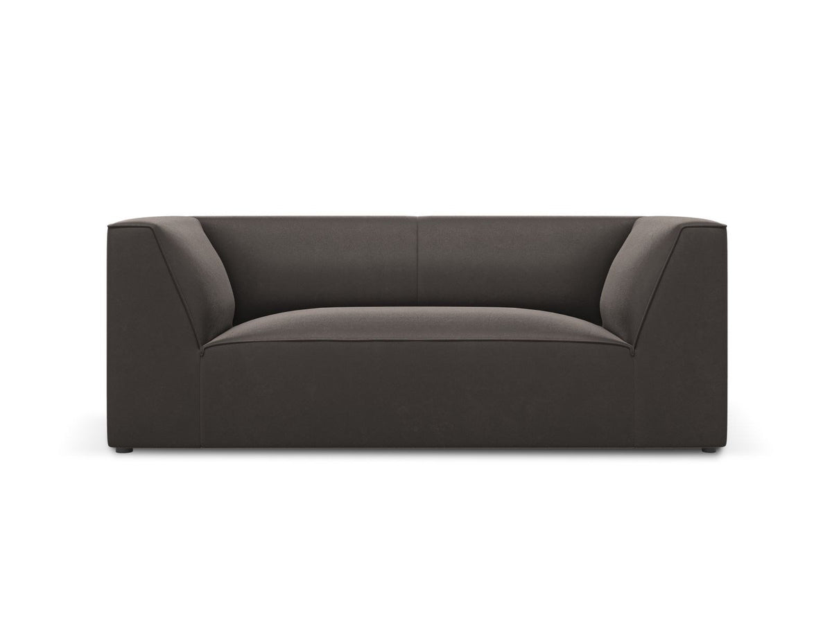 Zweisitzer-Sofa Siena in Beige-Salvador-Samt mit schwarzen Kunststoffbeinen, gepolsterter Sitzfläche und niedriger Rückenlehne, Frontansicht.