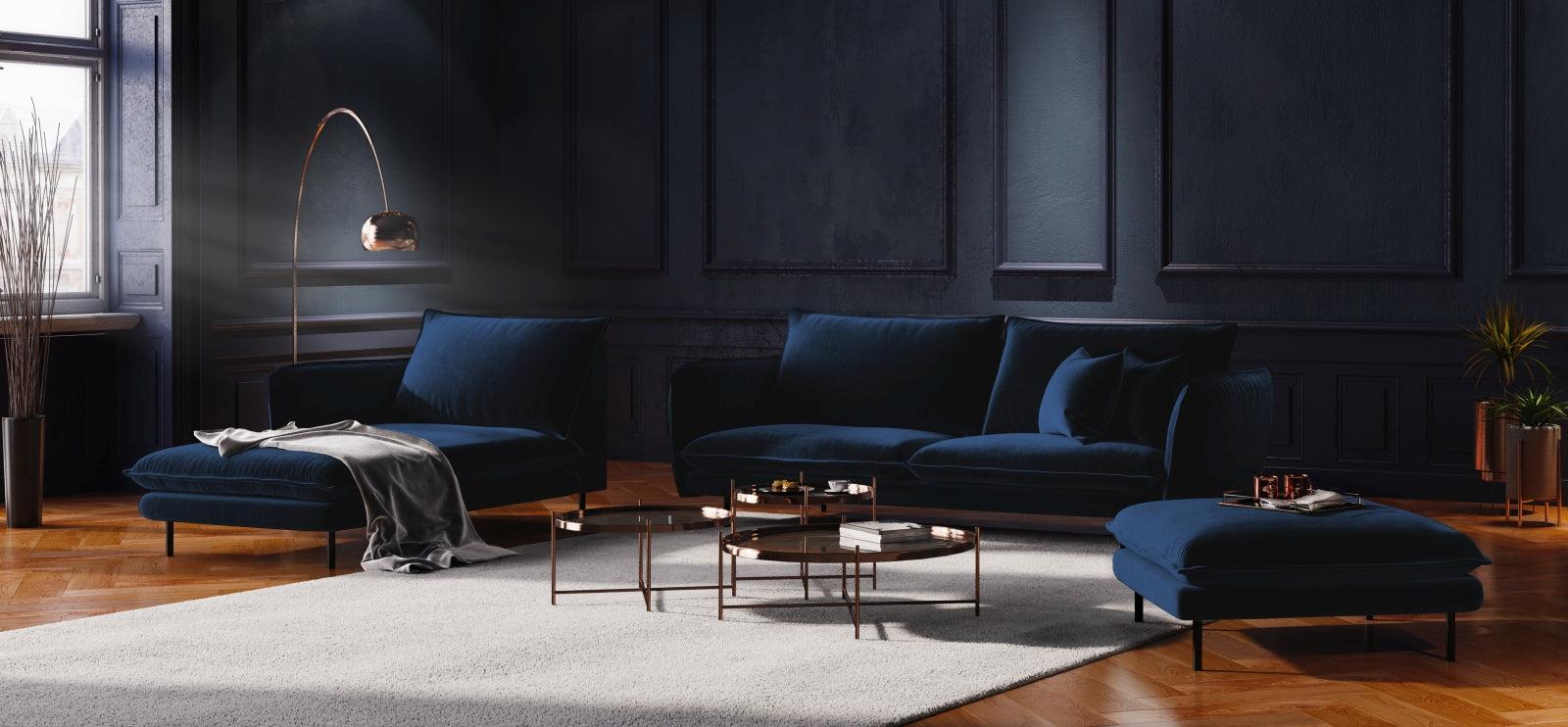 Entdecken Sie das stilvolle Vienna Velour Sofa 2 Sitzer von Cosmopolitan Design. Mit luxuriösem Velours und ergonomischem Komfort ist es ideal für kleine Räume.