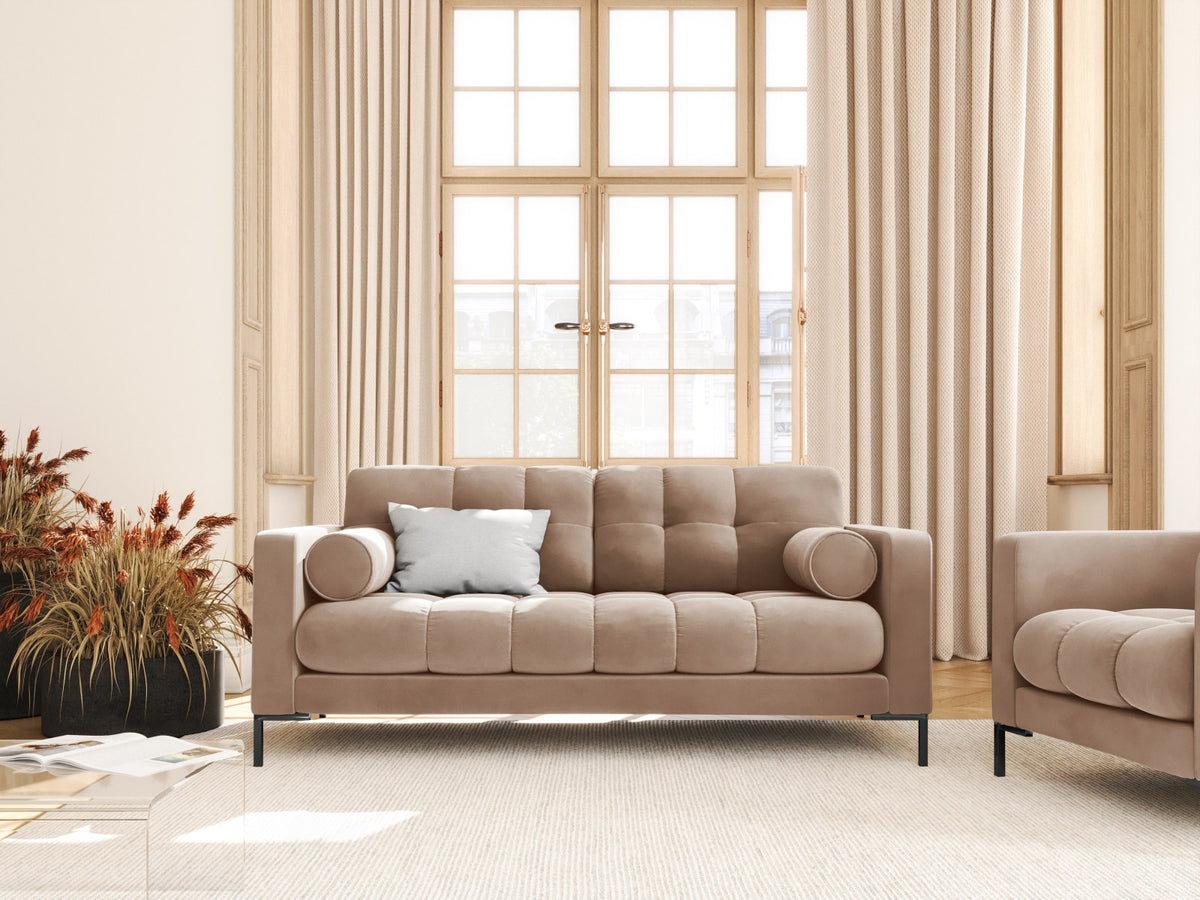 2-Sitzer Sofa Bali in Beige-Bluvel präsentiert im Onlineshop von KAQTU Design AG. 2er Sofa ist von Cosmopolitan Design