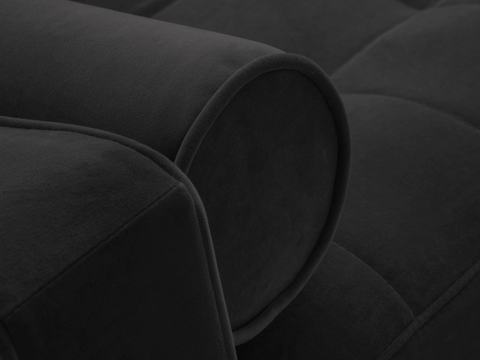 Elegantes 3-Sitzer Sofa Aspen in Schwarz, ideal für kleine Räume, bietet eine praktische Schlaffunktion und zusätzlichen Stauraum.