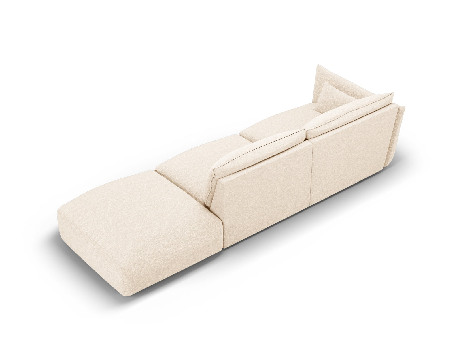 Elegantes 4-Sitzer Sofa Matera in warmem Beige, ideal für stilvolle Wohnräume, entworfen von Cosmopolitan Design.