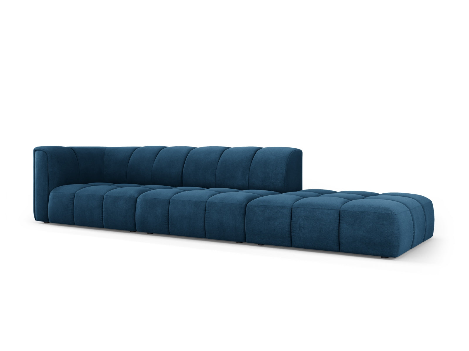 Elegantes 4-Sitzer Sofa Moritz in Royal Blue-Rebel, ideal für moderne Wohnräume, präsentiert von Cosmopolitan Design.